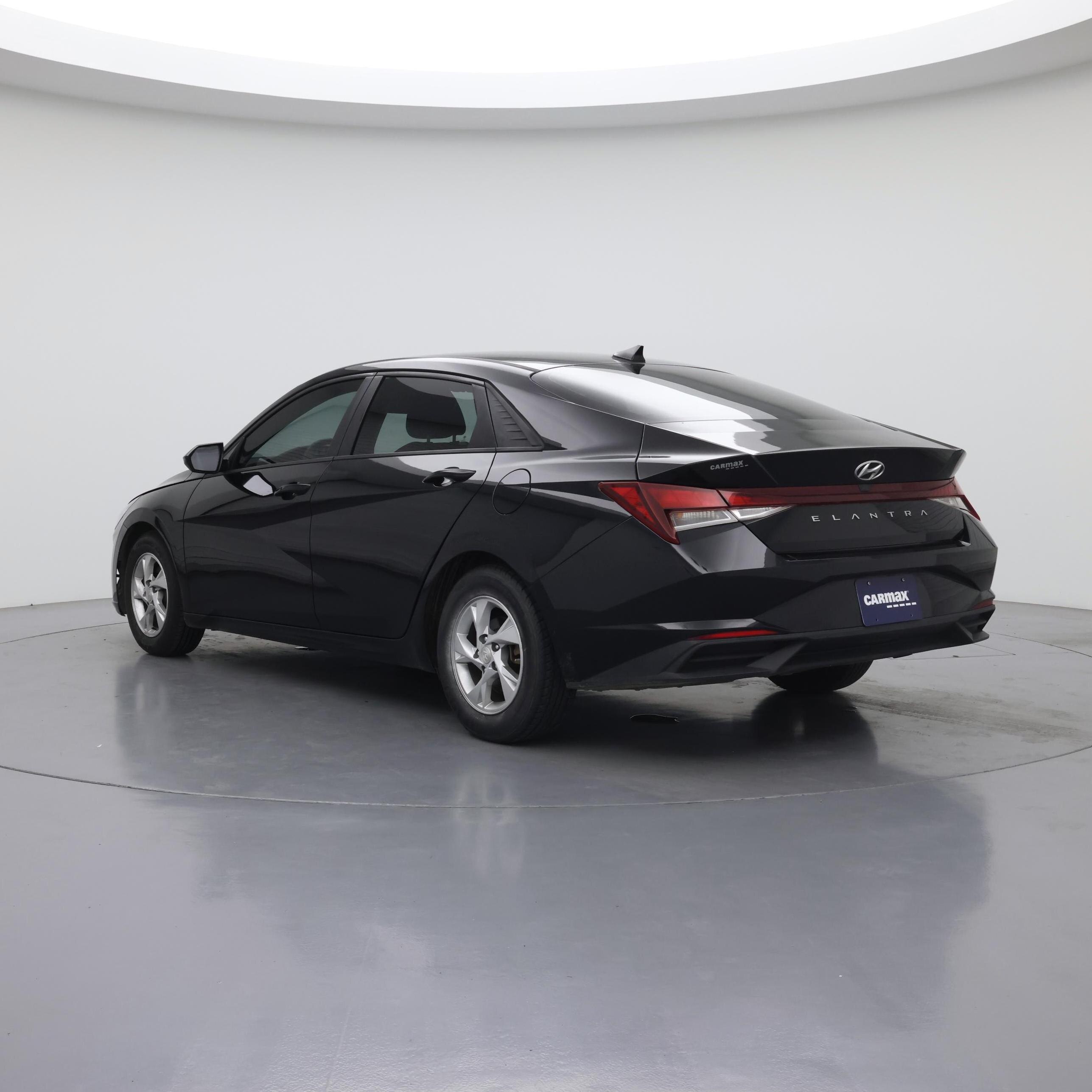 Thumbnail: 2021 Hyundai Elantra - 2