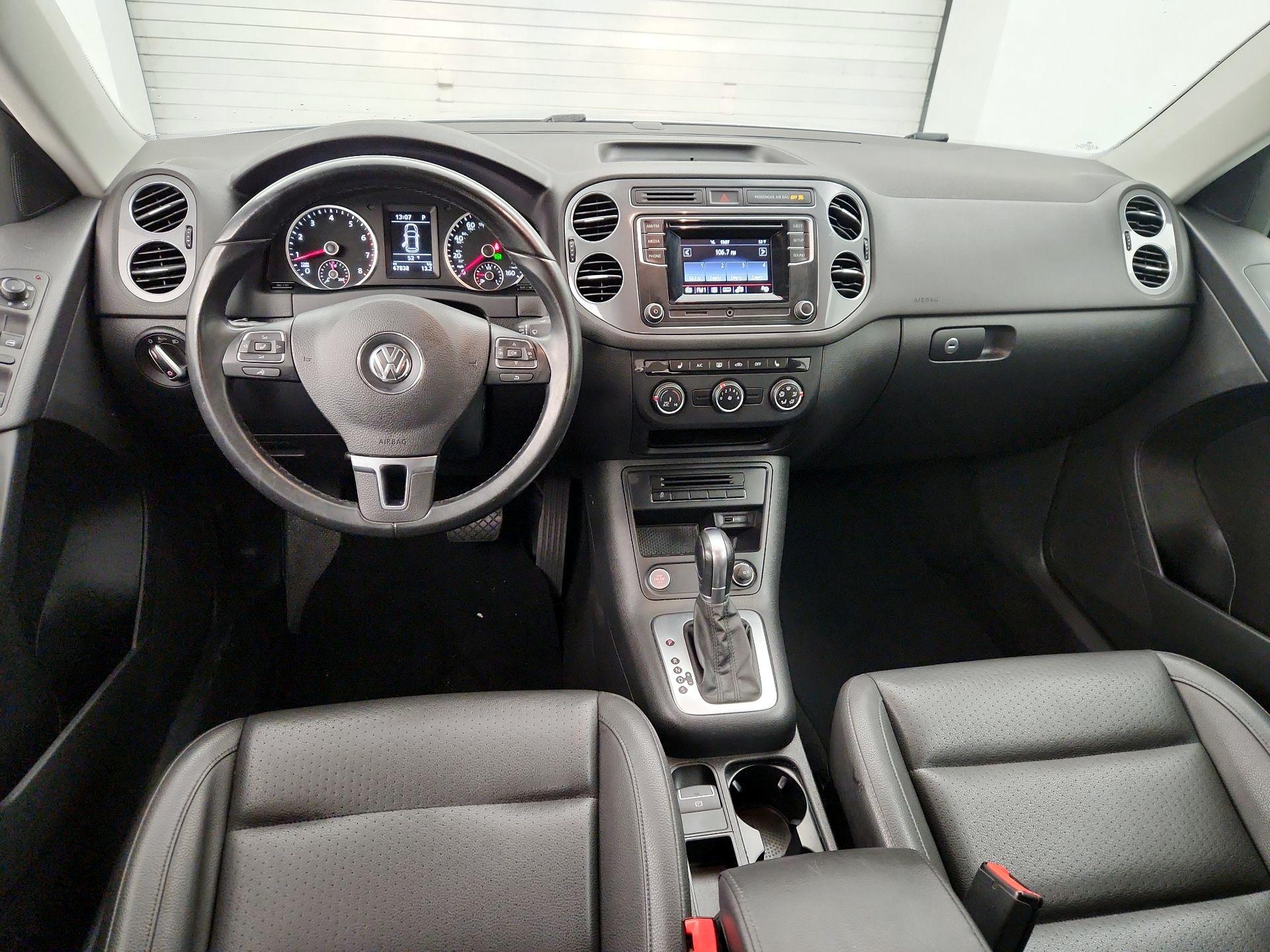 Thumbnail: 2016 Volkswagen Tiguan - 9