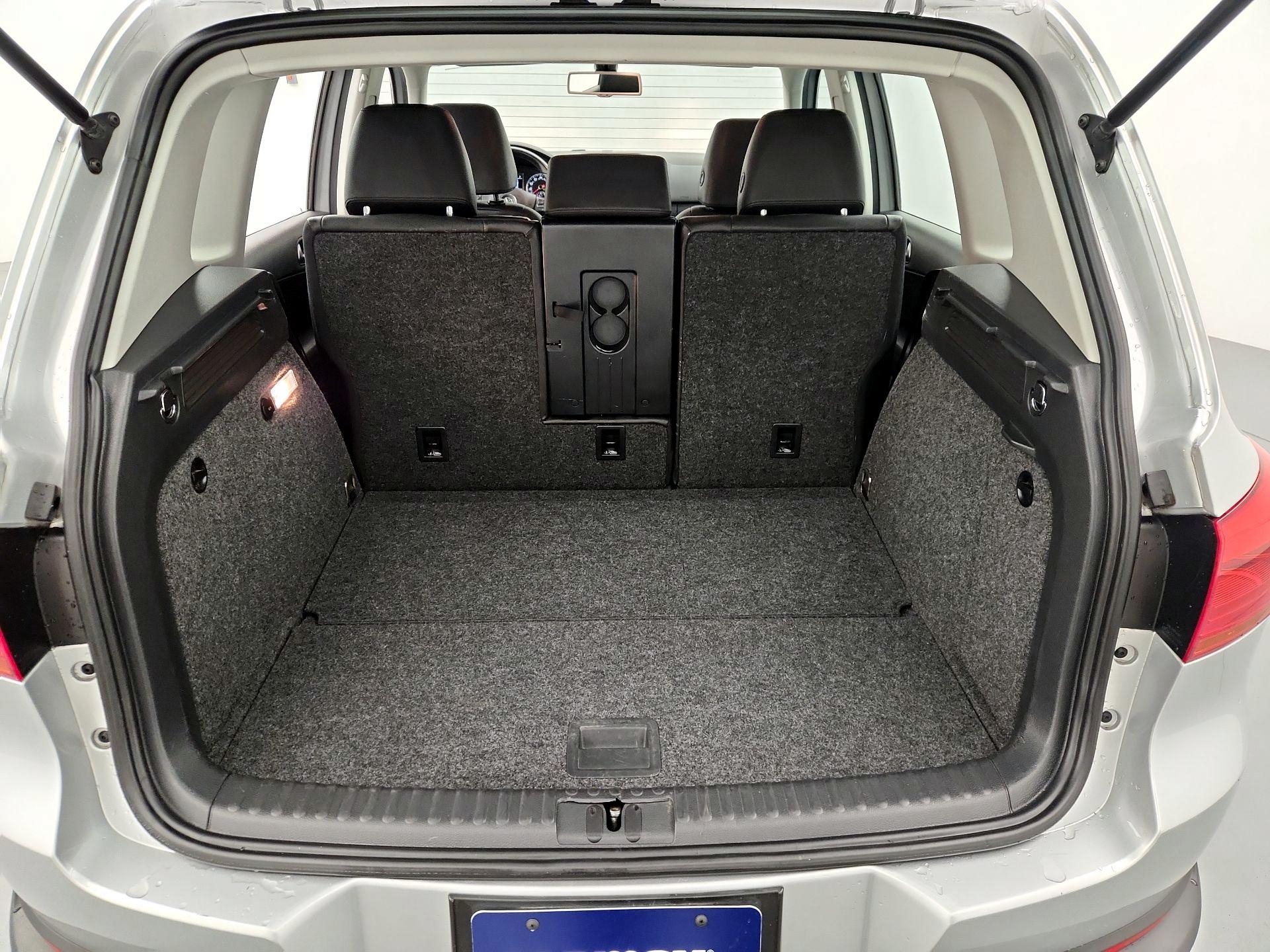 Thumbnail: 2016 Volkswagen Tiguan - 19