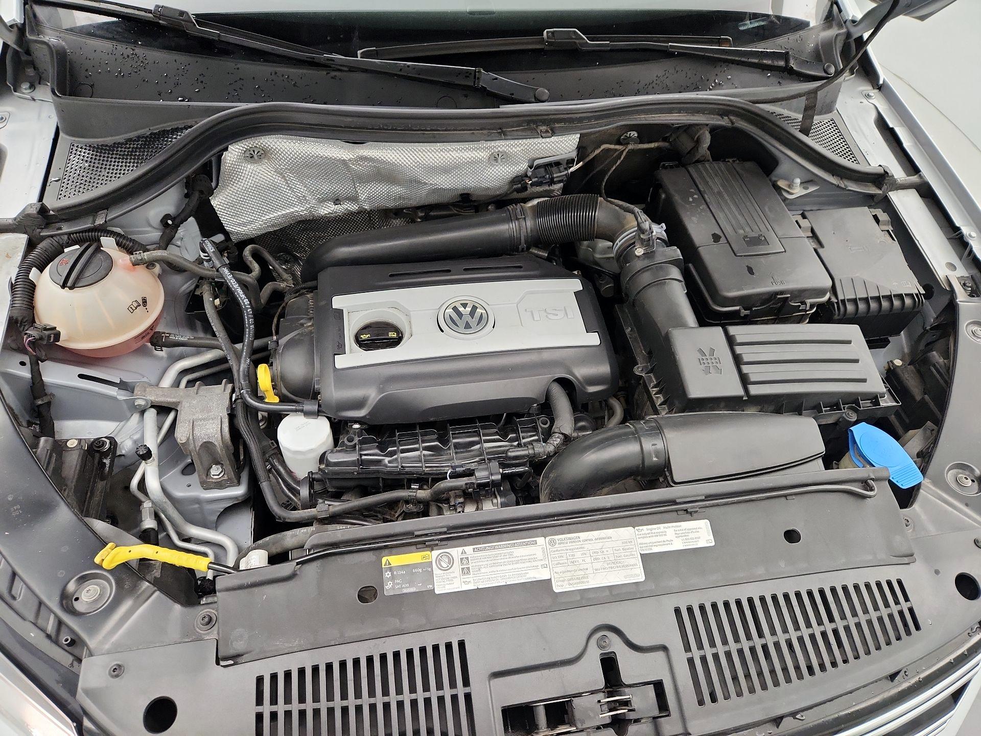 Thumbnail: 2016 Volkswagen Tiguan - 20