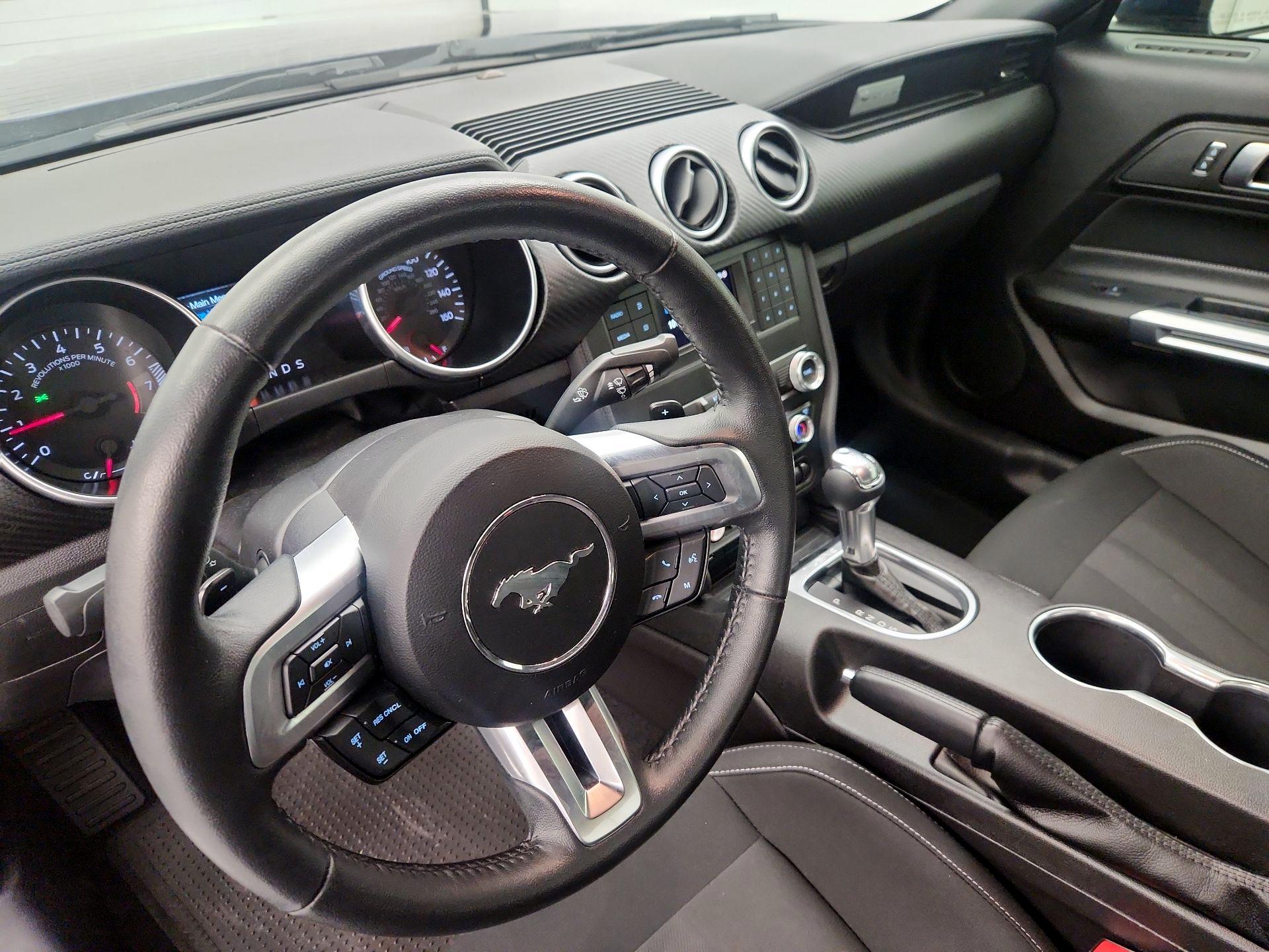 Thumbnail: 2019 Ford Mustang - 9