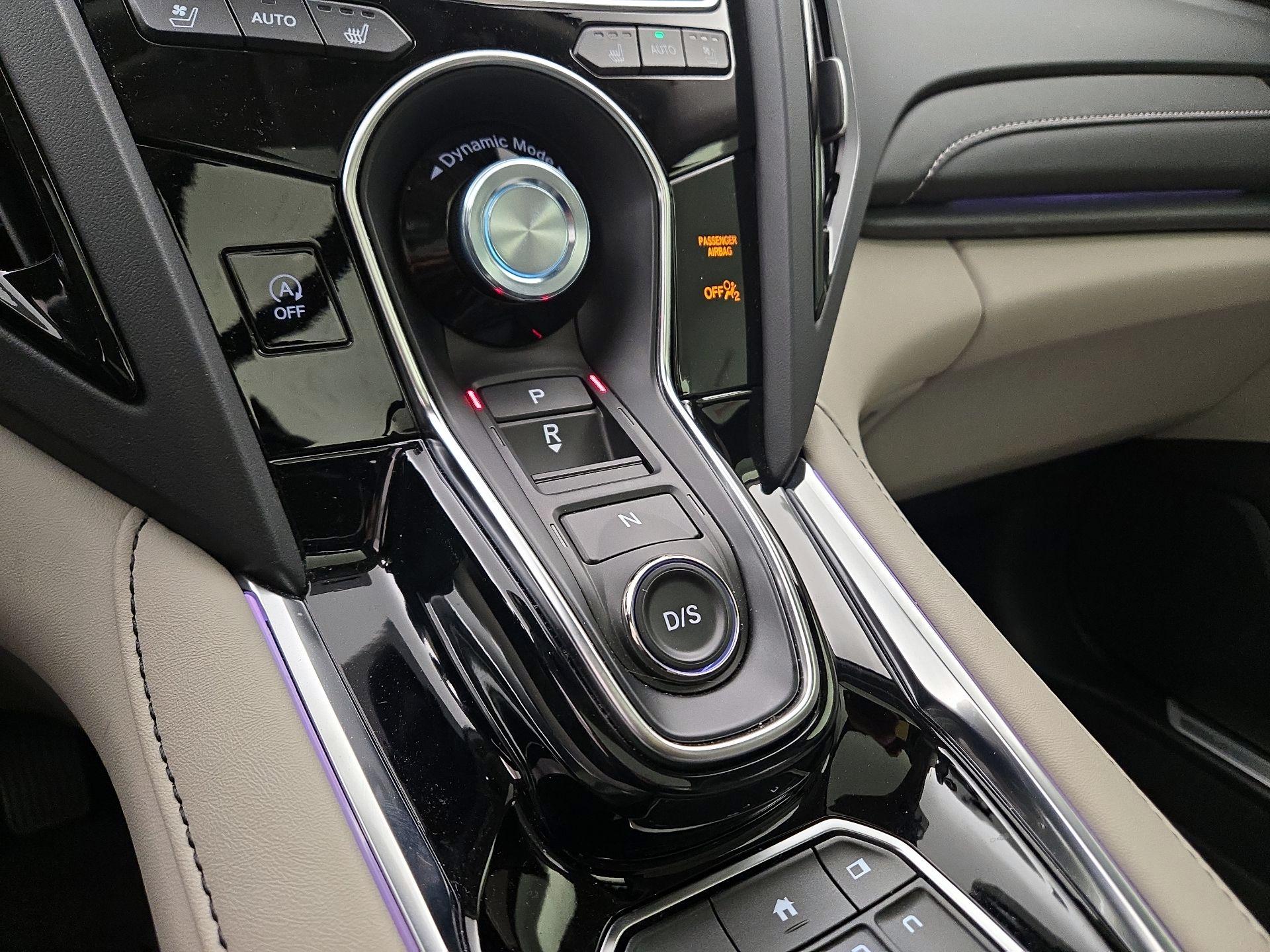 Thumbnail: 2025 Acura RDX - 18