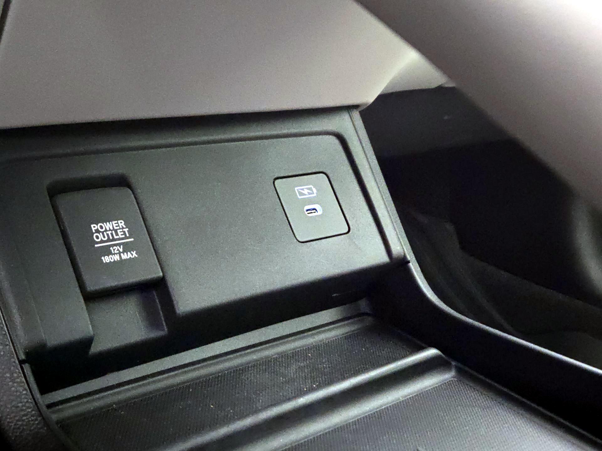 Thumbnail: 2025 Acura RDX - 19