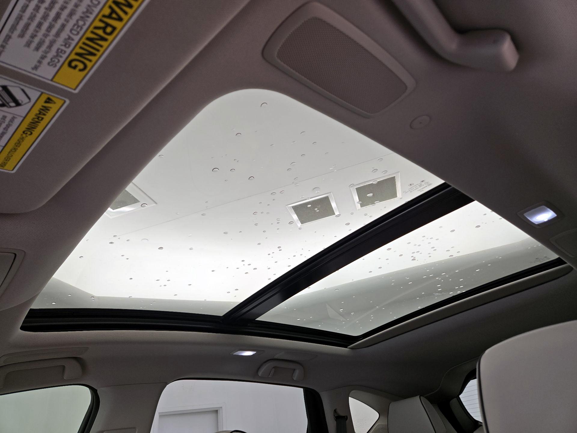 Thumbnail: 2025 Acura RDX - 20