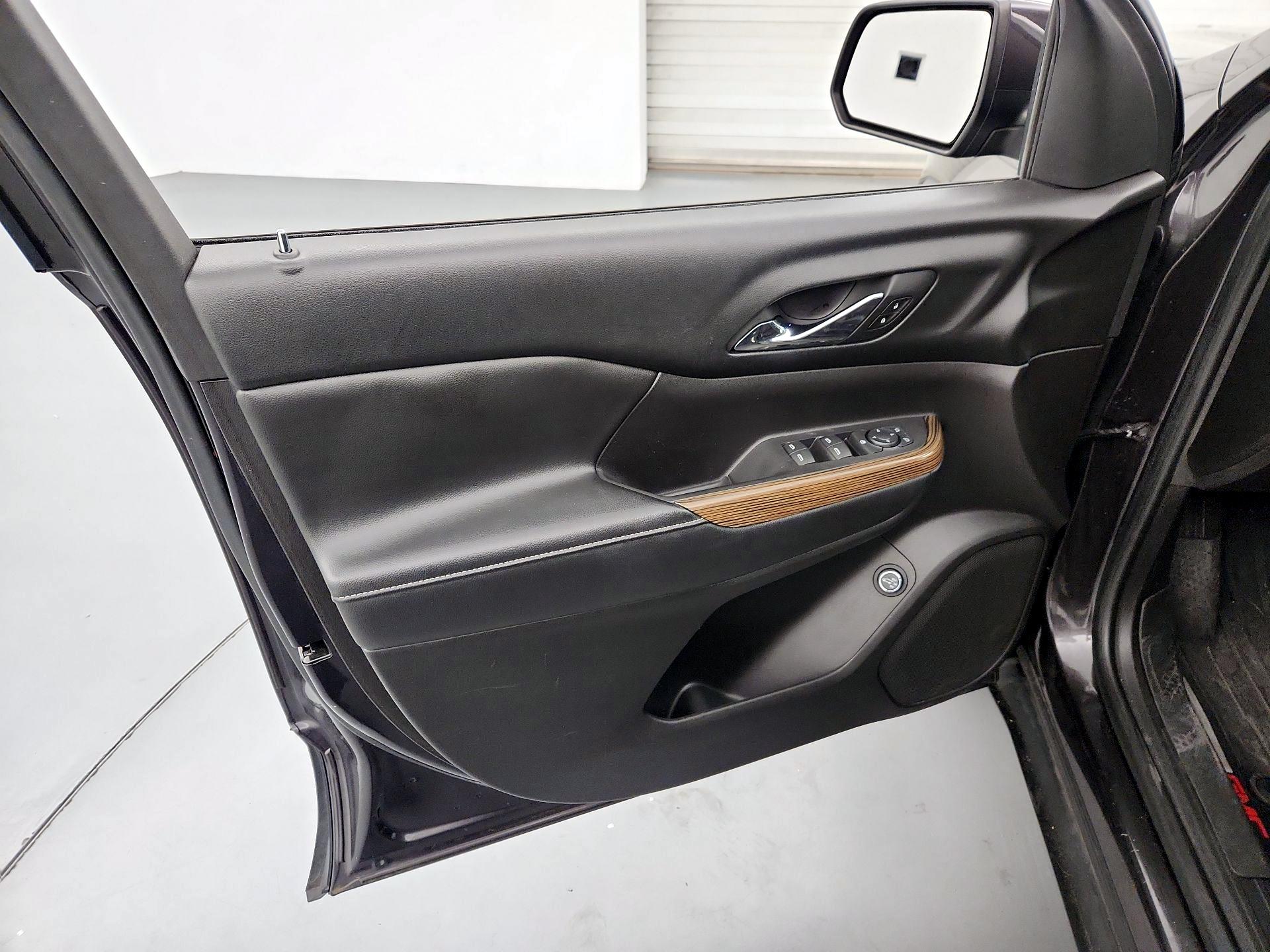 Thumbnail: 2018 GMC Acadia - 12