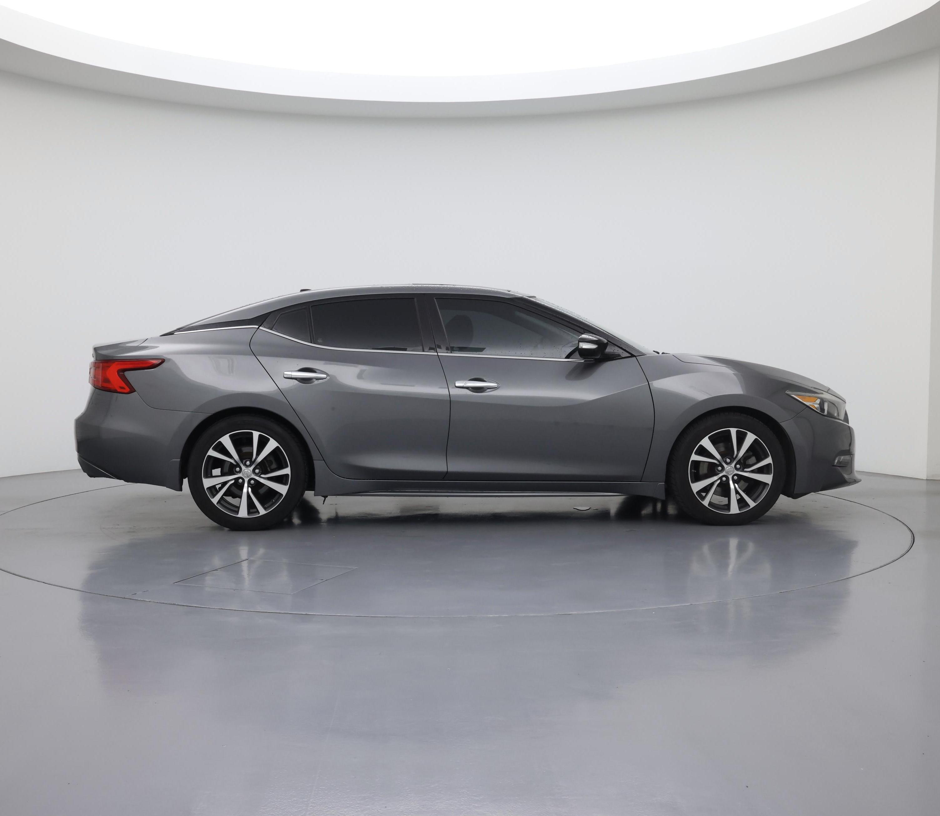 Thumbnail: 2017 Nissan Maxima - 7