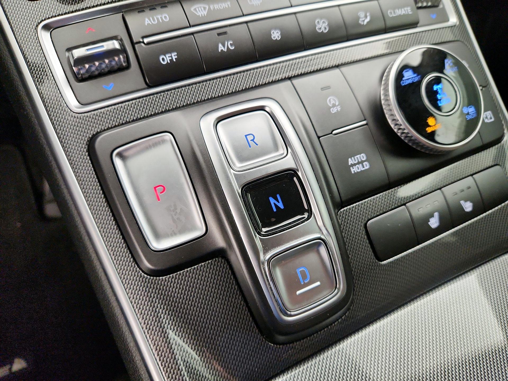 Thumbnail: 2023 Hyundai Santa Fe - 18