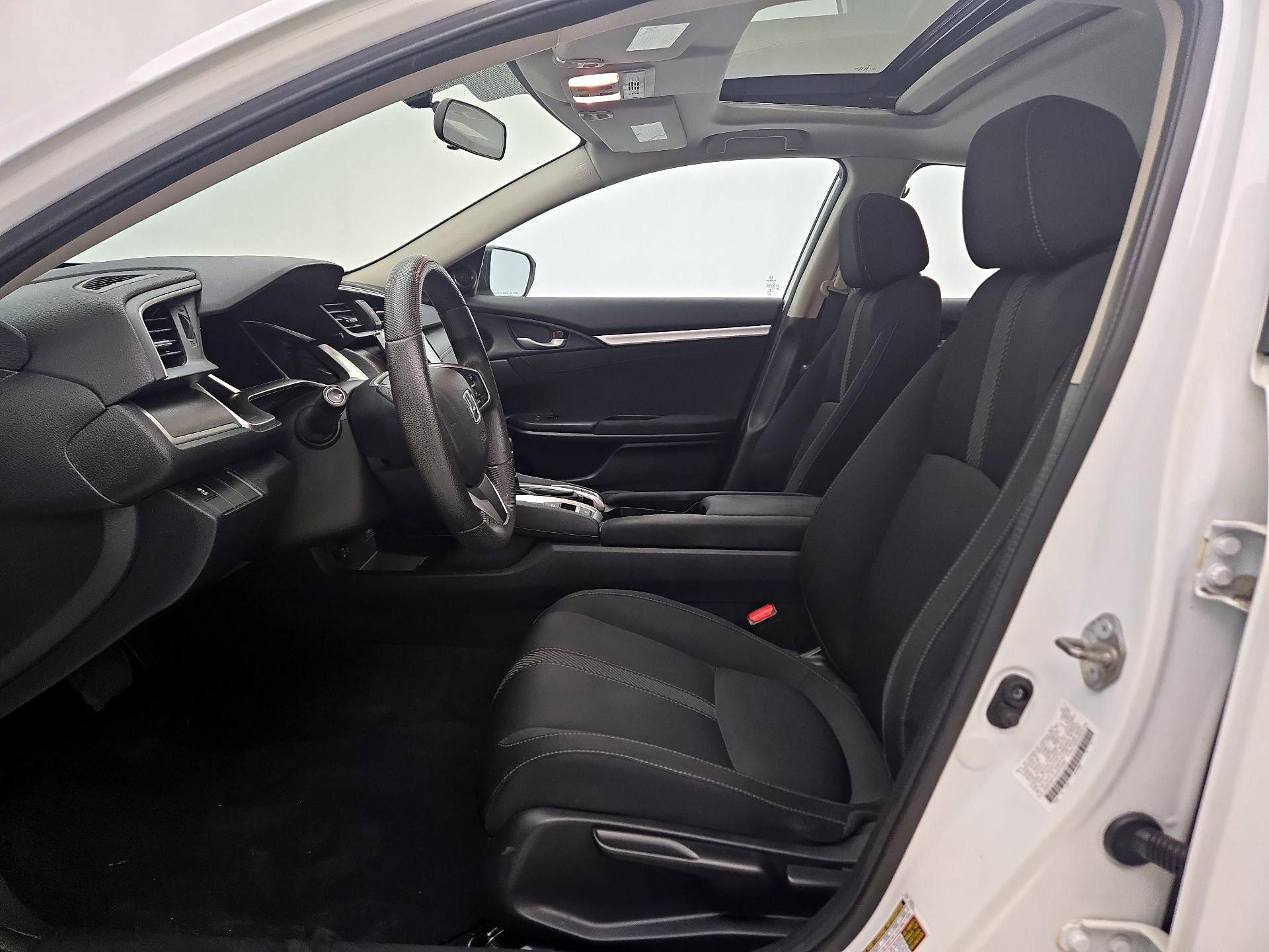 Thumbnail: 2017 Honda Civic - 11