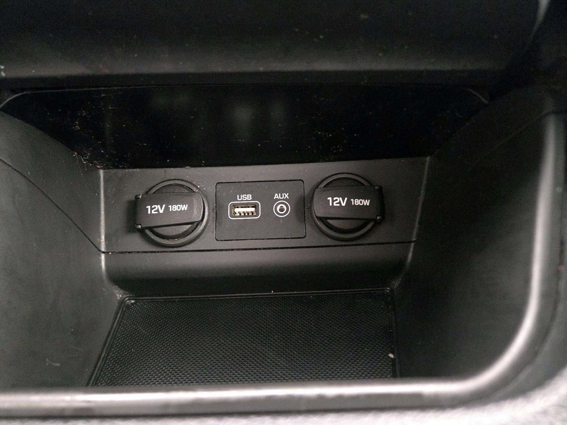 Thumbnail: 2016 Hyundai Sonata - 18