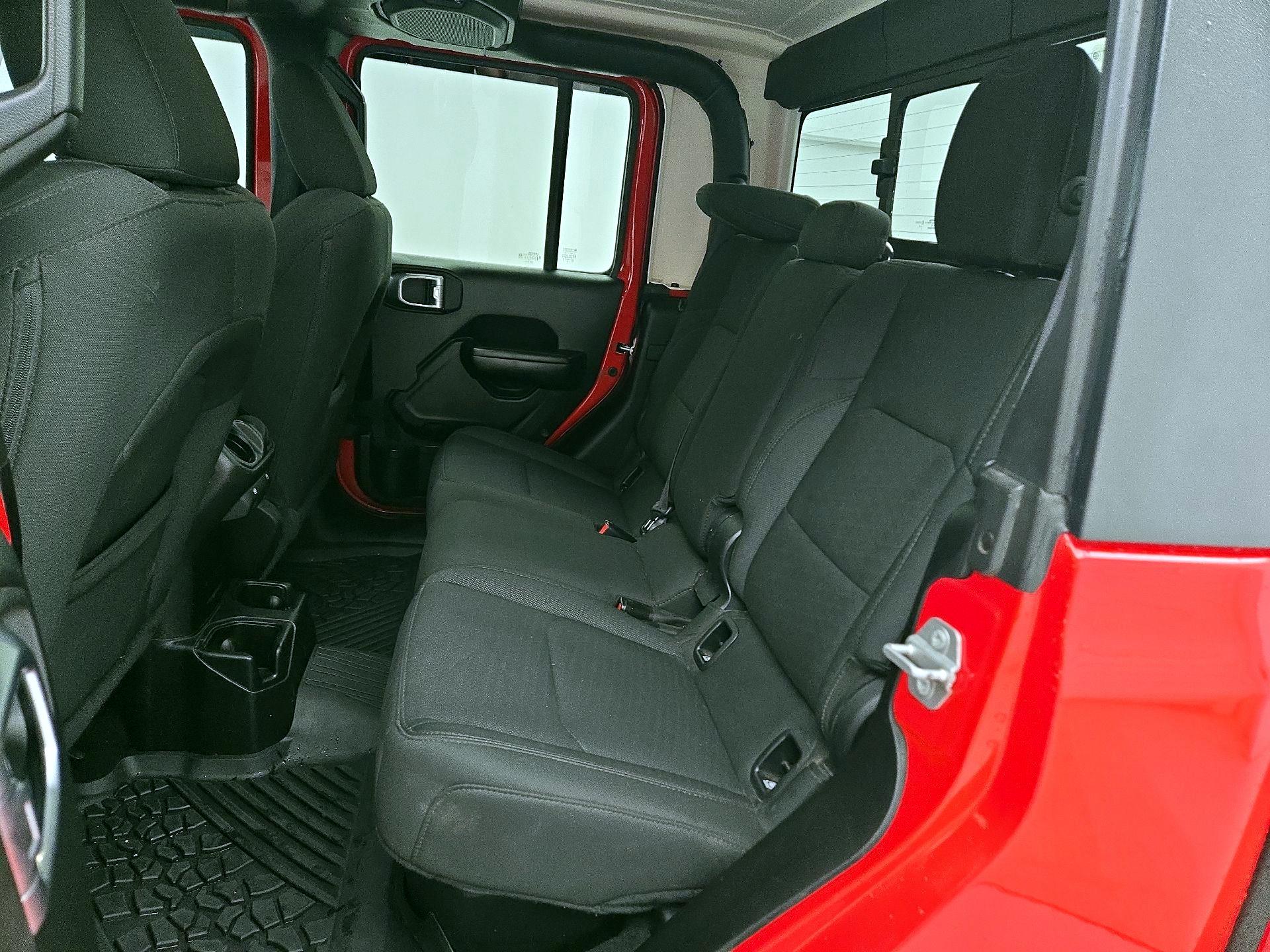 Thumbnail: 2020 Jeep Gladiator - 19