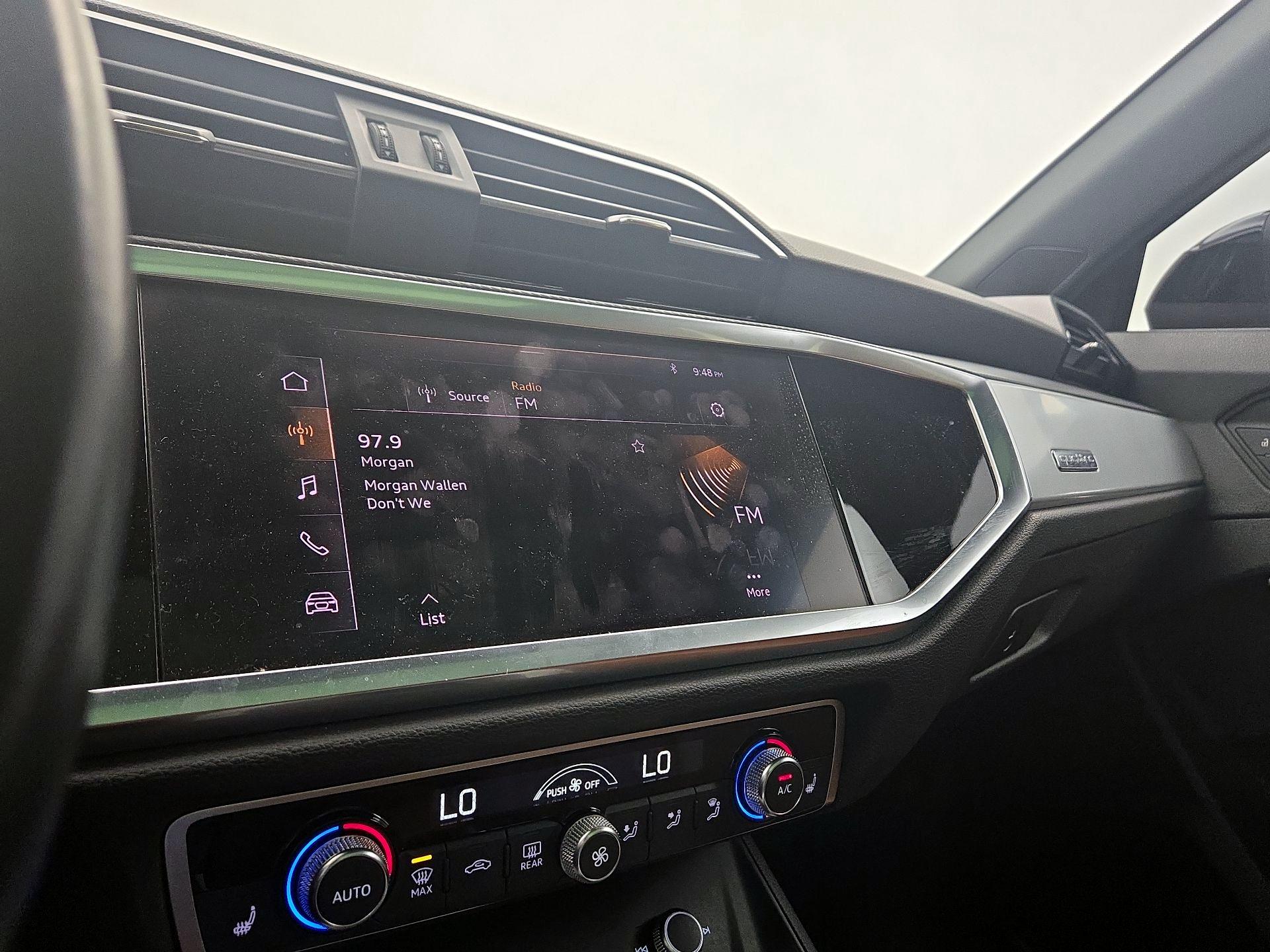 Thumbnail: 2021 Audi Q3 - 15