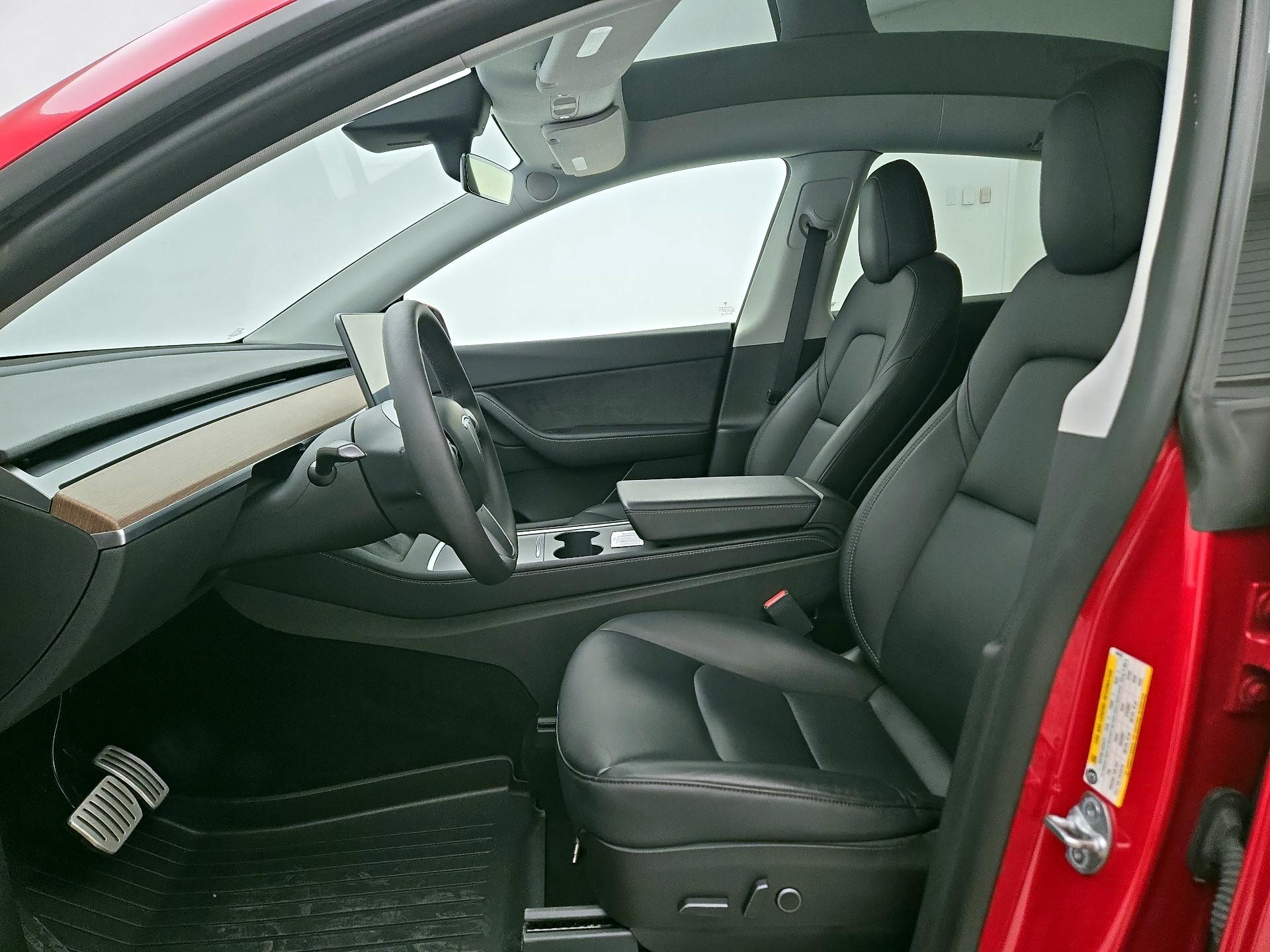 Thumbnail: 2022 Tesla Model Y - 11