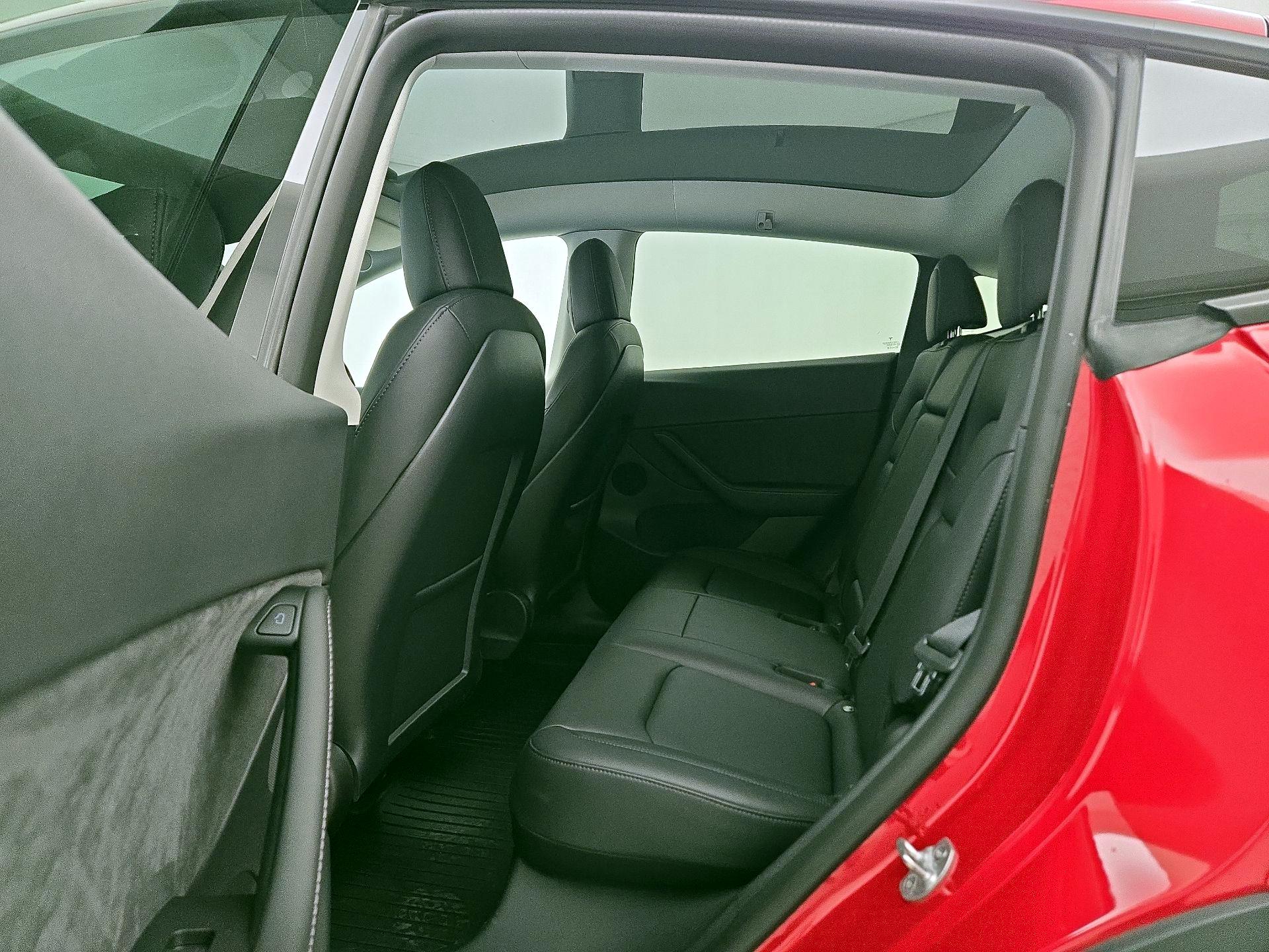 Thumbnail: 2022 Tesla Model Y - 20