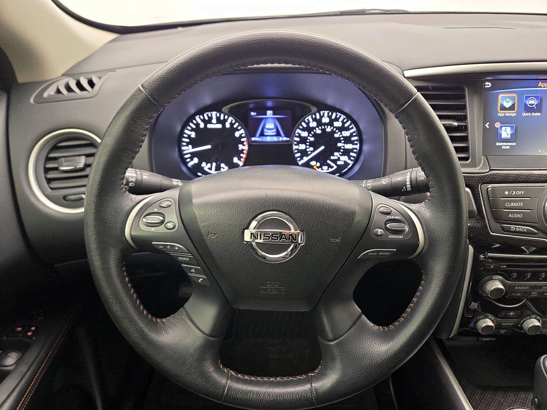 Thumbnail: 2020 Nissan Pathfinder - 10