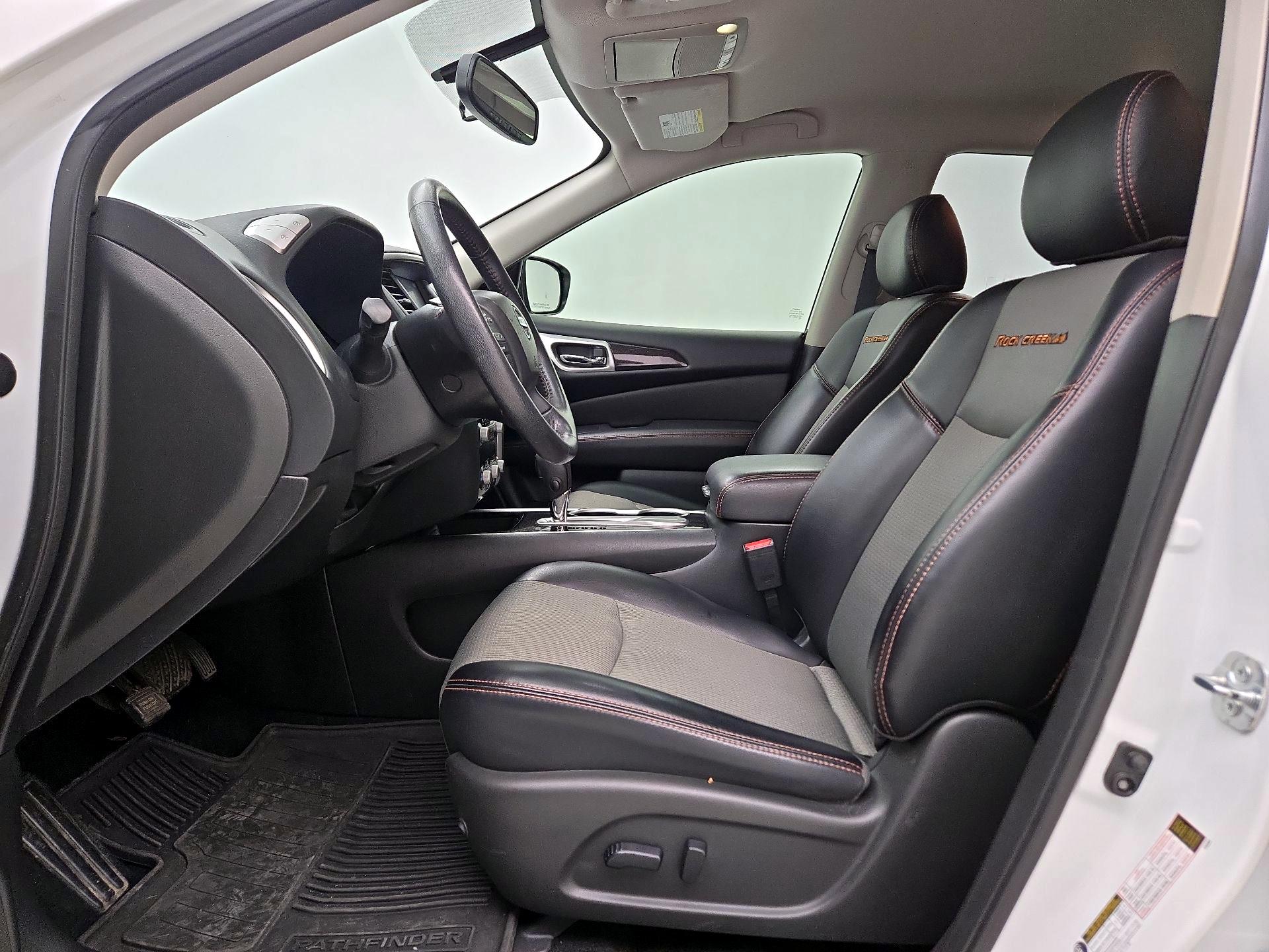 Thumbnail: 2020 Nissan Pathfinder - 11