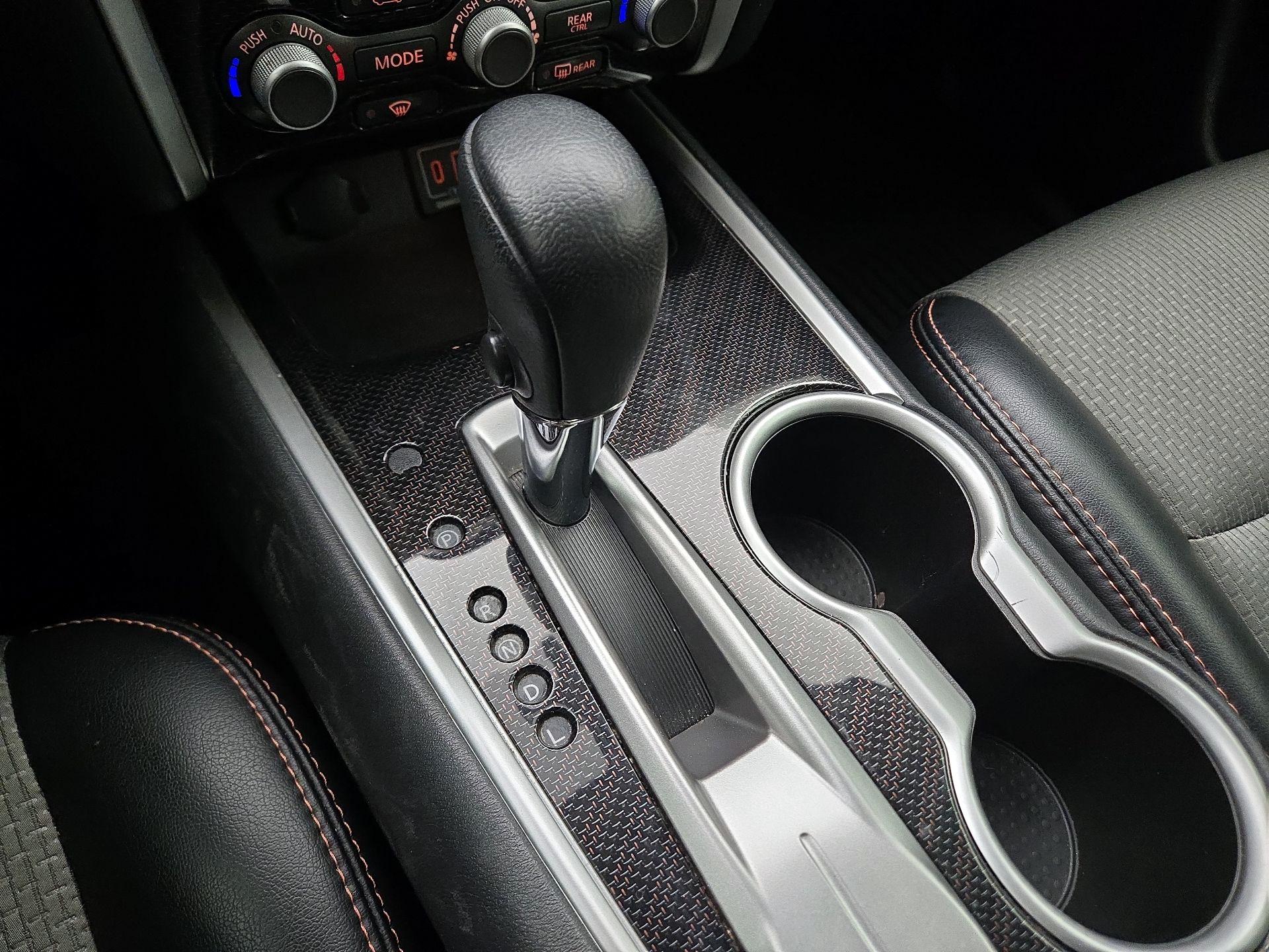 Thumbnail: 2020 Nissan Pathfinder - 17