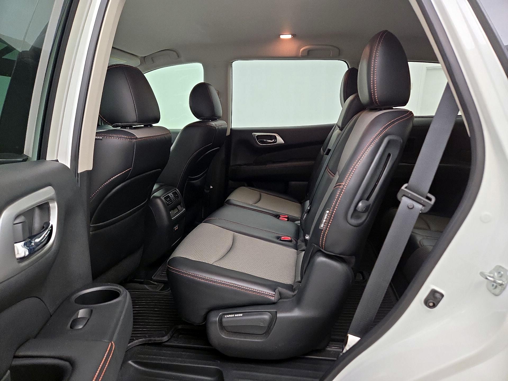 Thumbnail: 2020 Nissan Pathfinder - 19