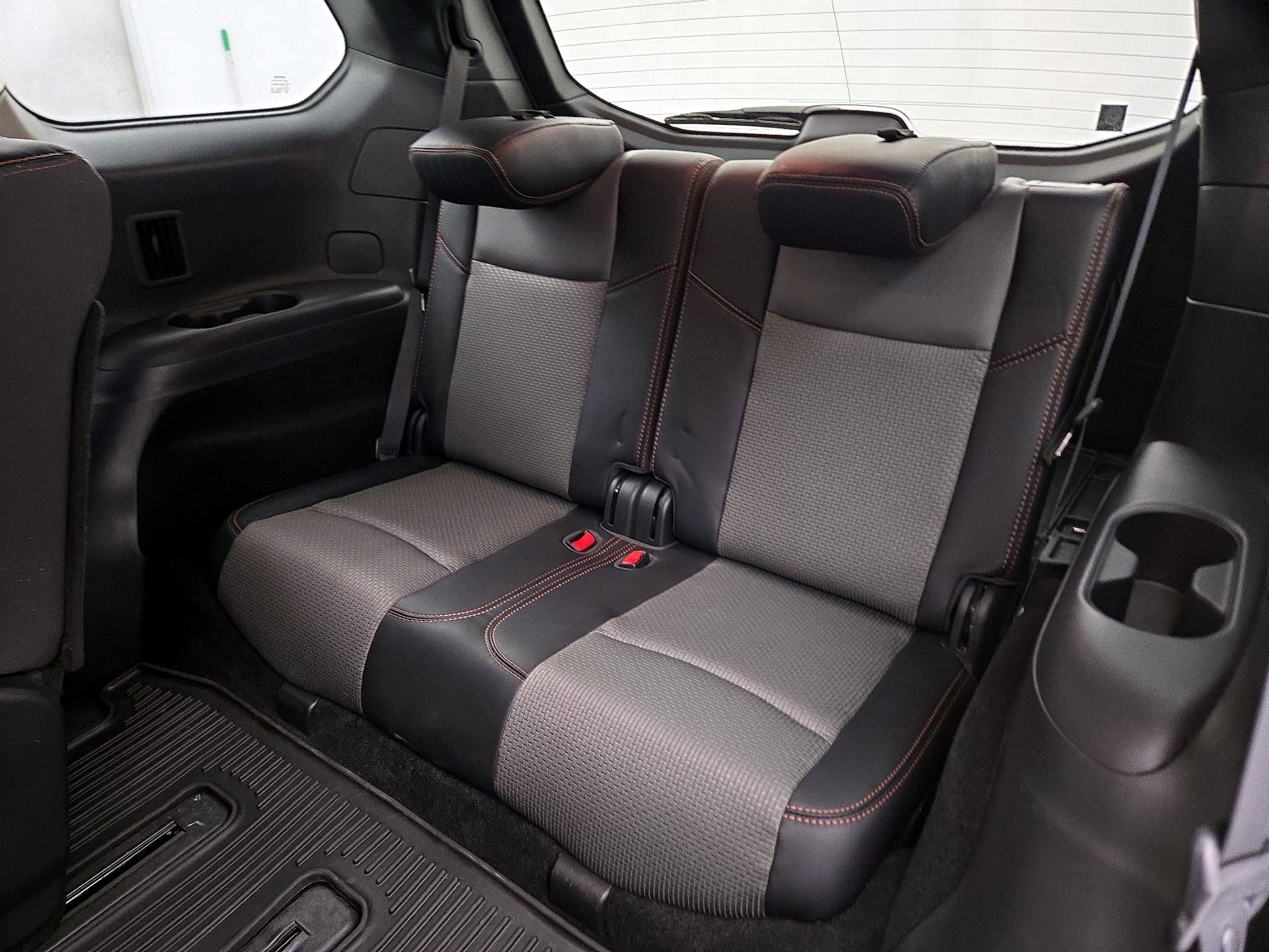 Thumbnail: 2020 Nissan Pathfinder - 20