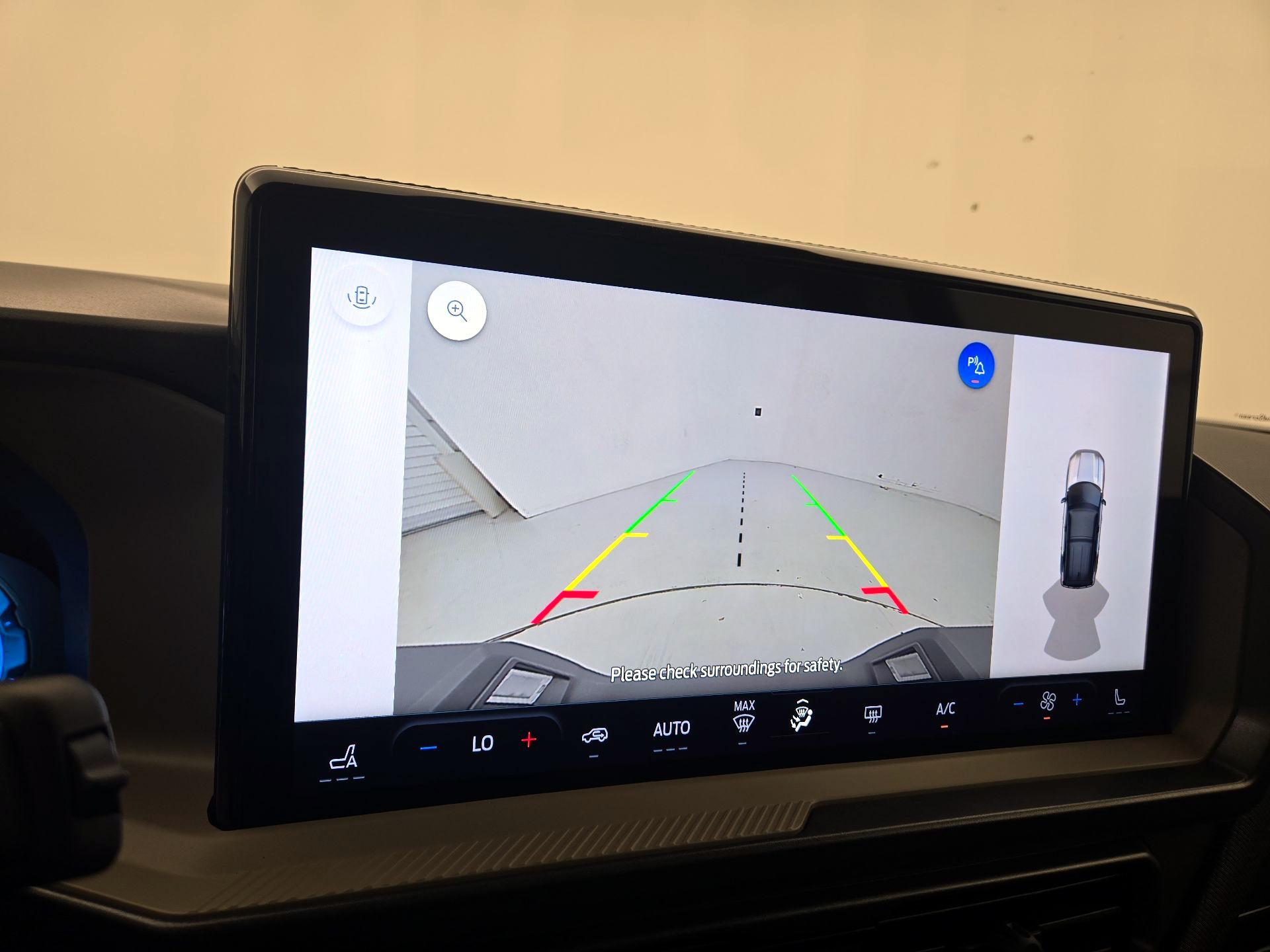 Thumbnail: 2025 Ford Bronco Sport - 14