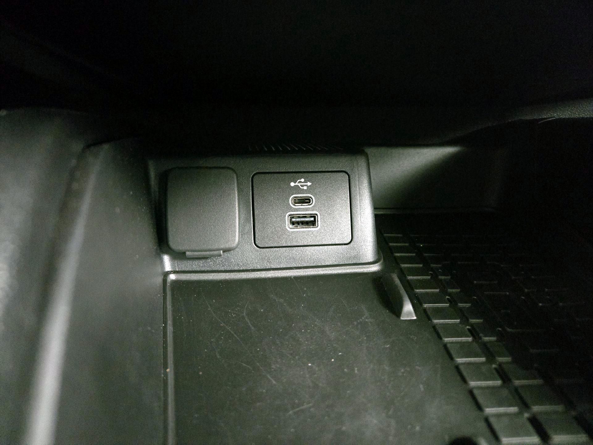 Thumbnail: 2025 Ford Bronco Sport - 18