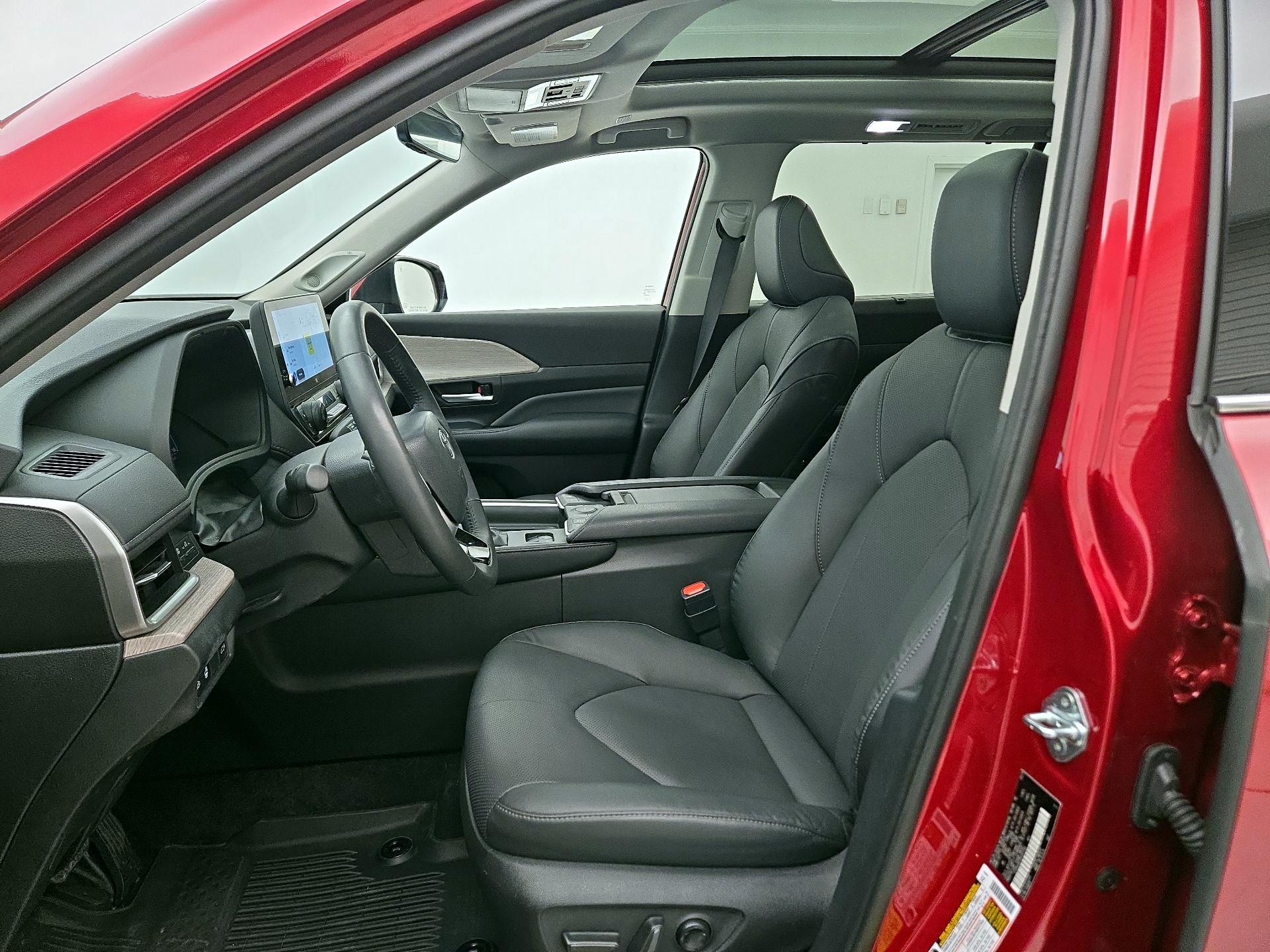 Thumbnail: 2024 Toyota Grand Highlander - 11