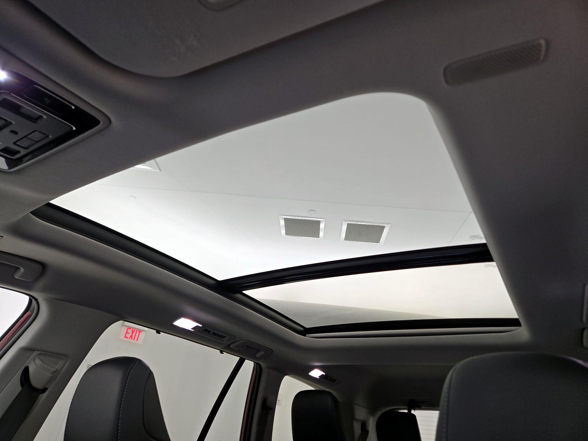 Thumbnail: 2024 Toyota Grand Highlander - 19