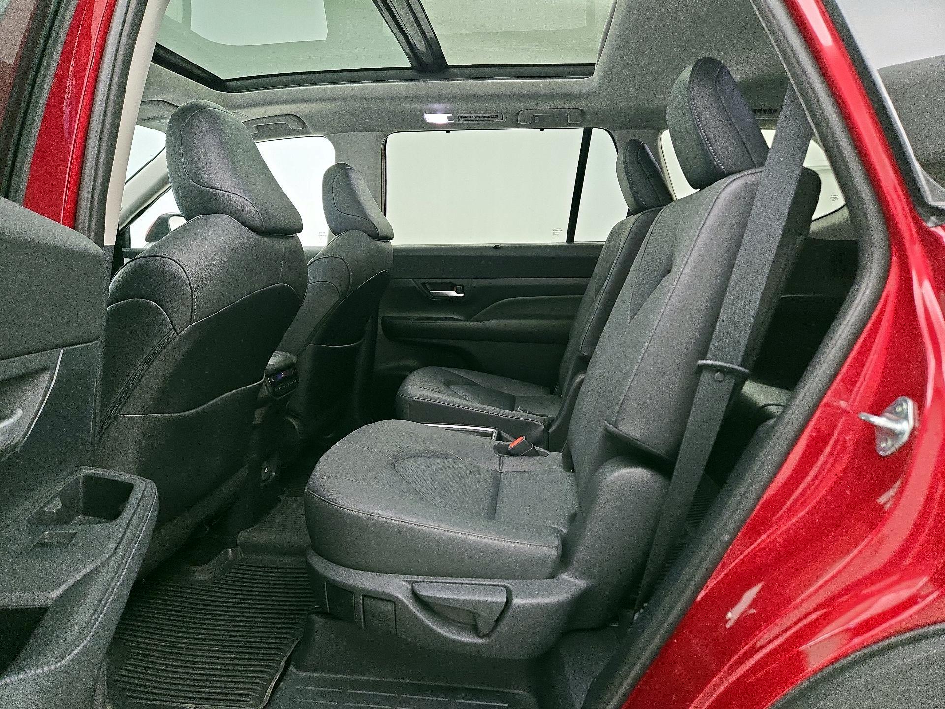 Thumbnail: 2024 Toyota Grand Highlander - 20