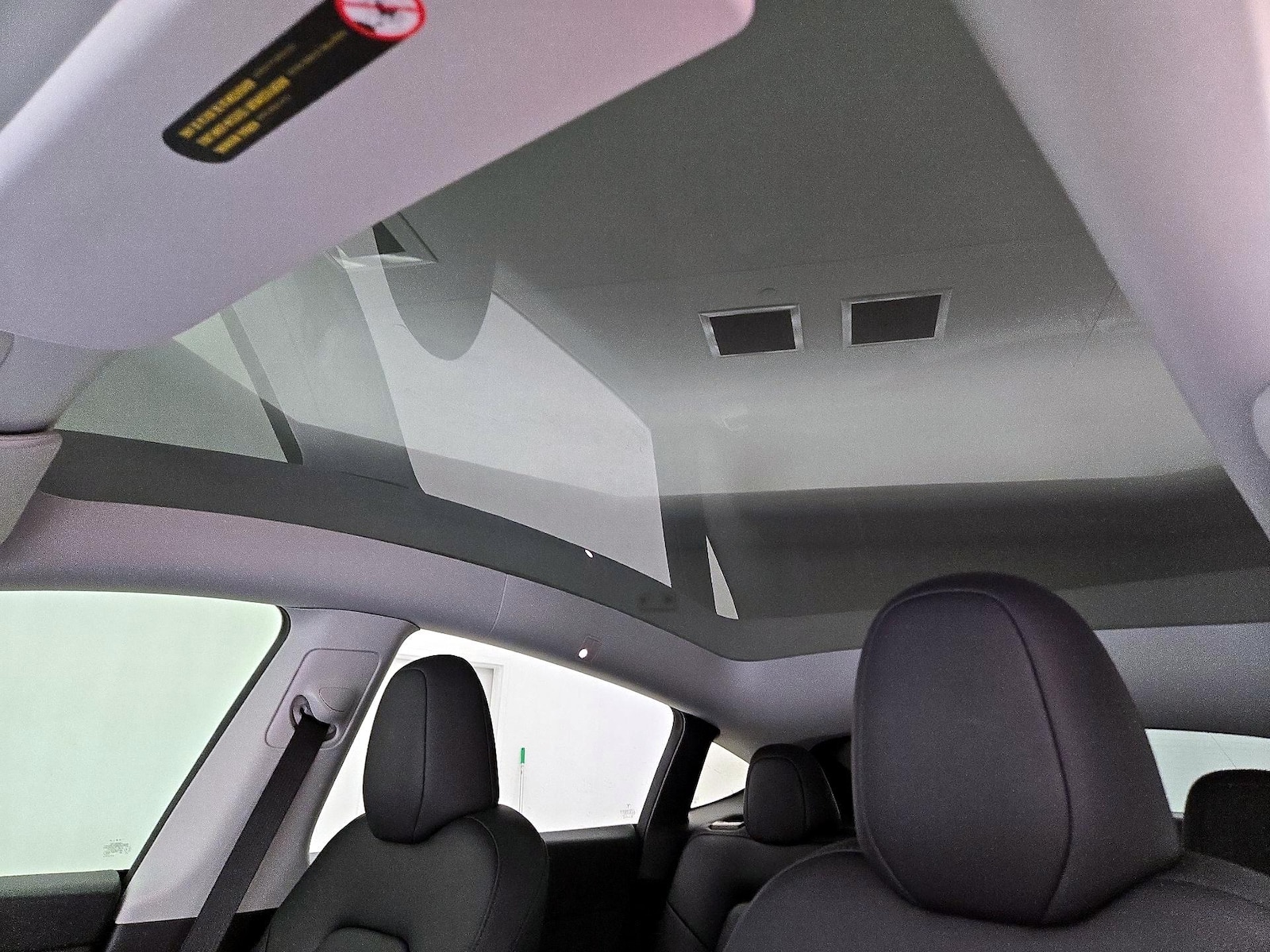 2024 Tesla Model Y Long Range - Photo 19