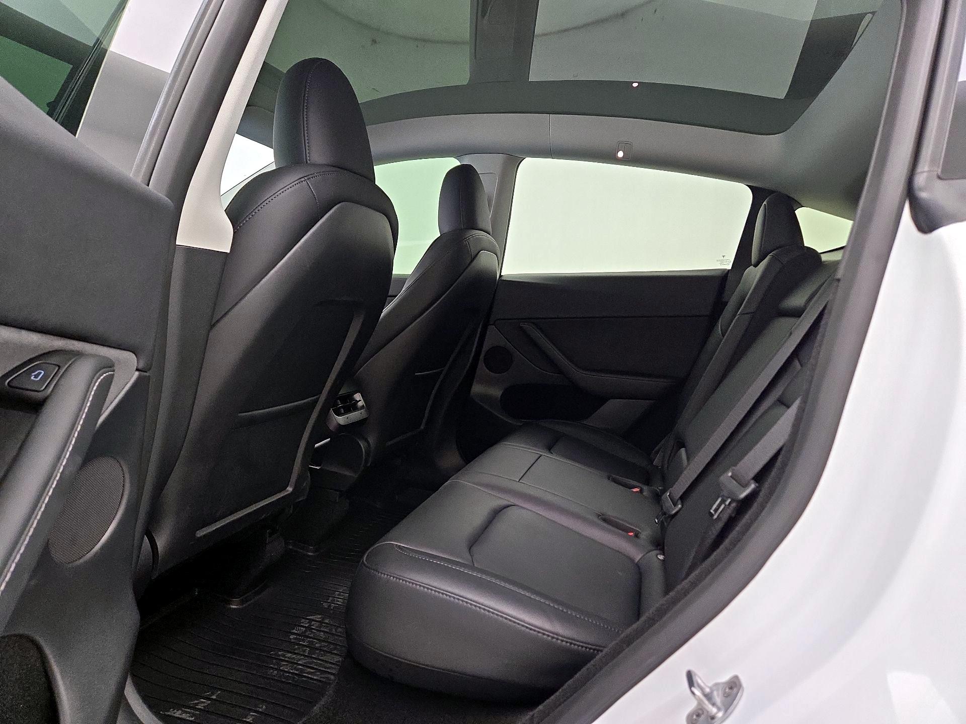 Thumbnail: 2024 Tesla Model Y - 19