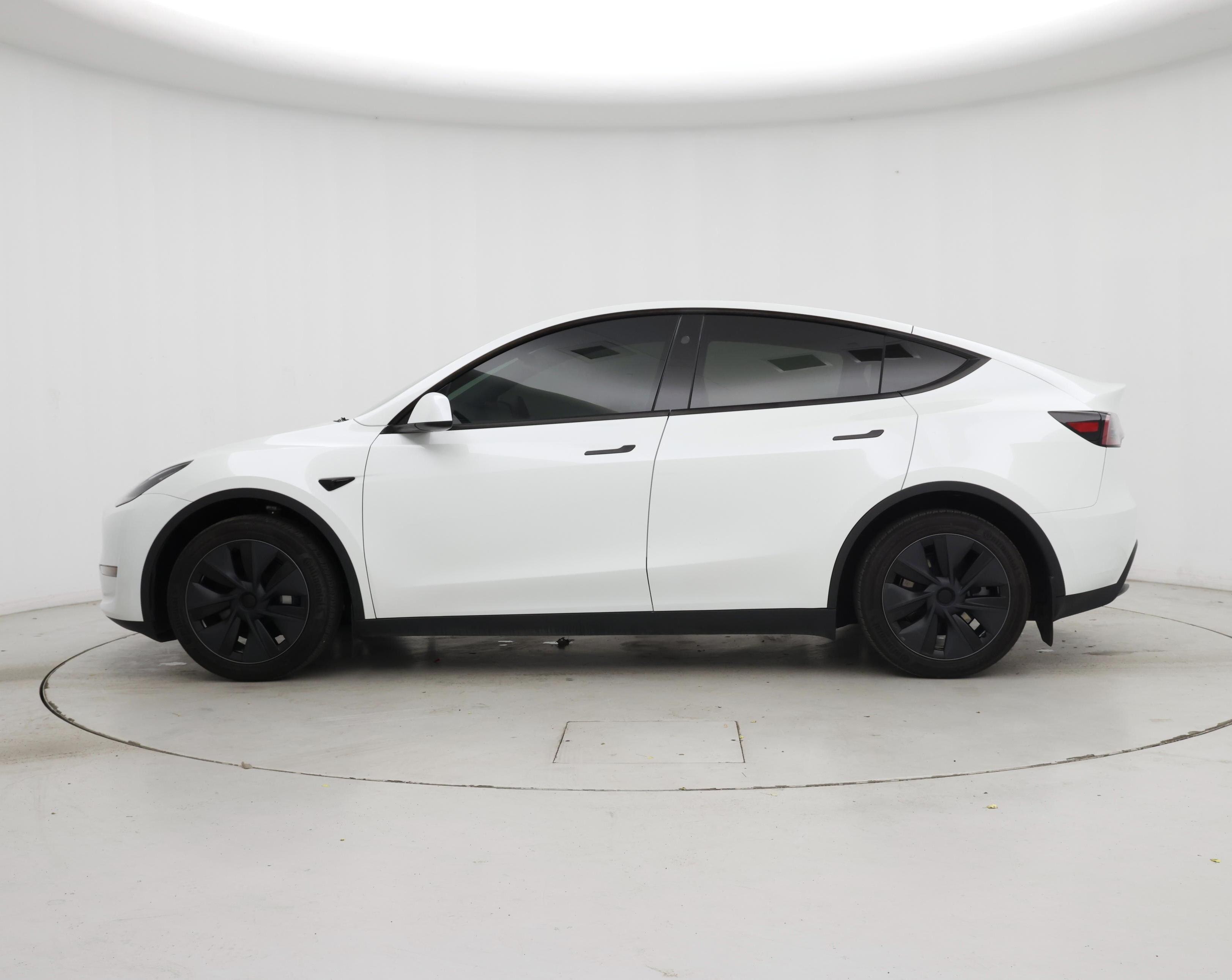 Thumbnail: 2024 Tesla Model Y - 3