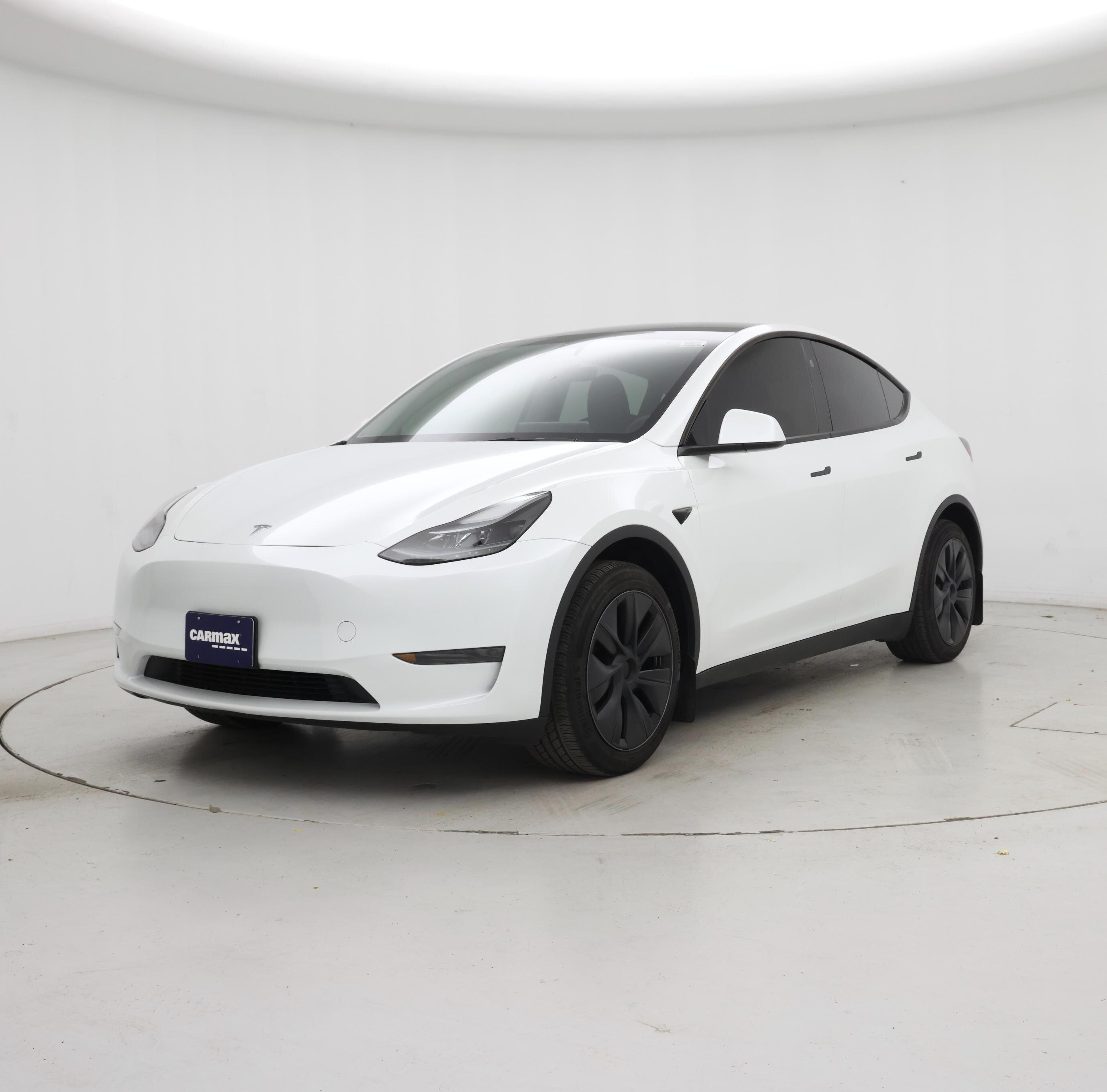 Thumbnail: 2024 Tesla Model Y - 4