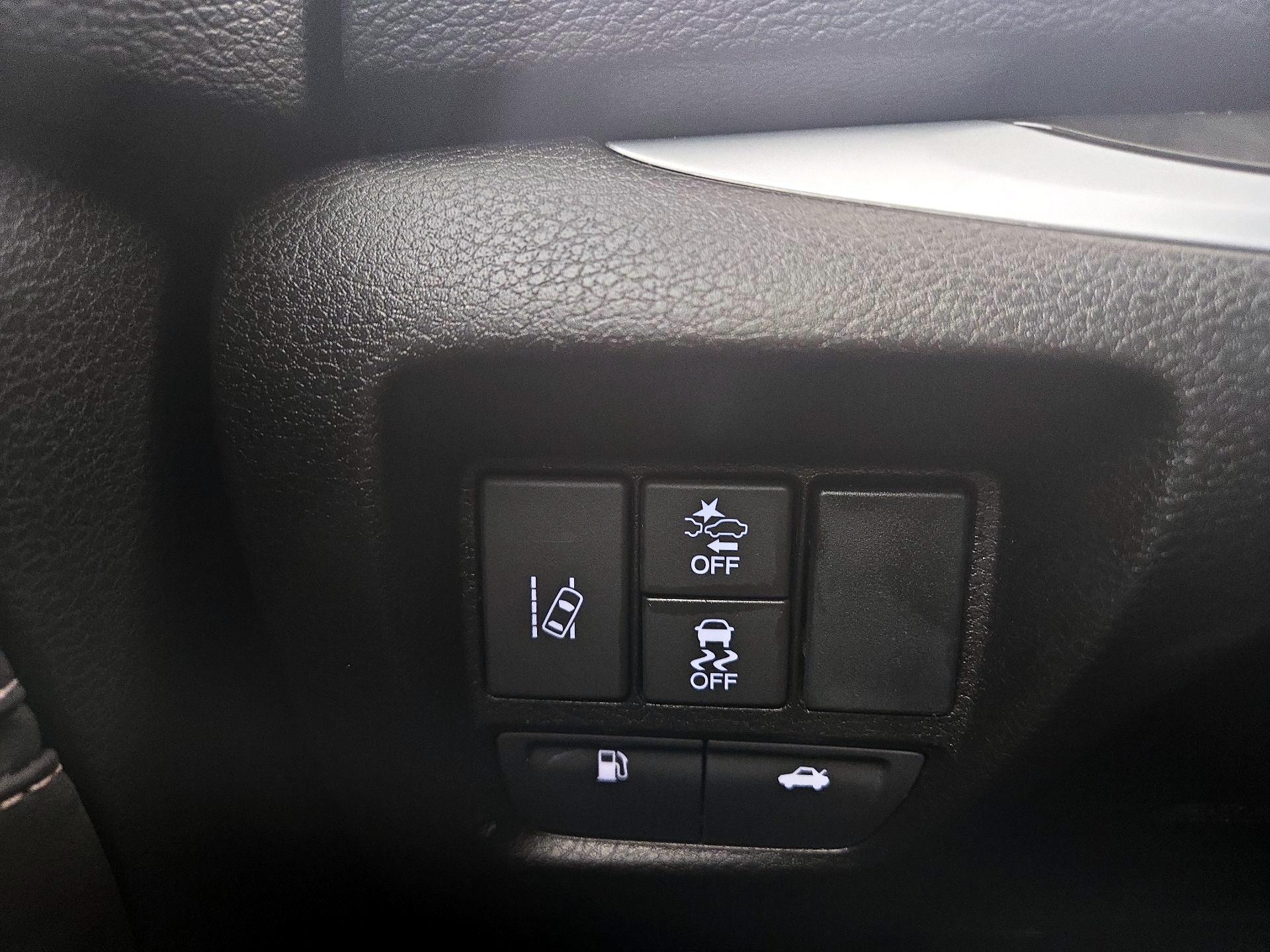 Thumbnail: 2019 Acura TLX - 13