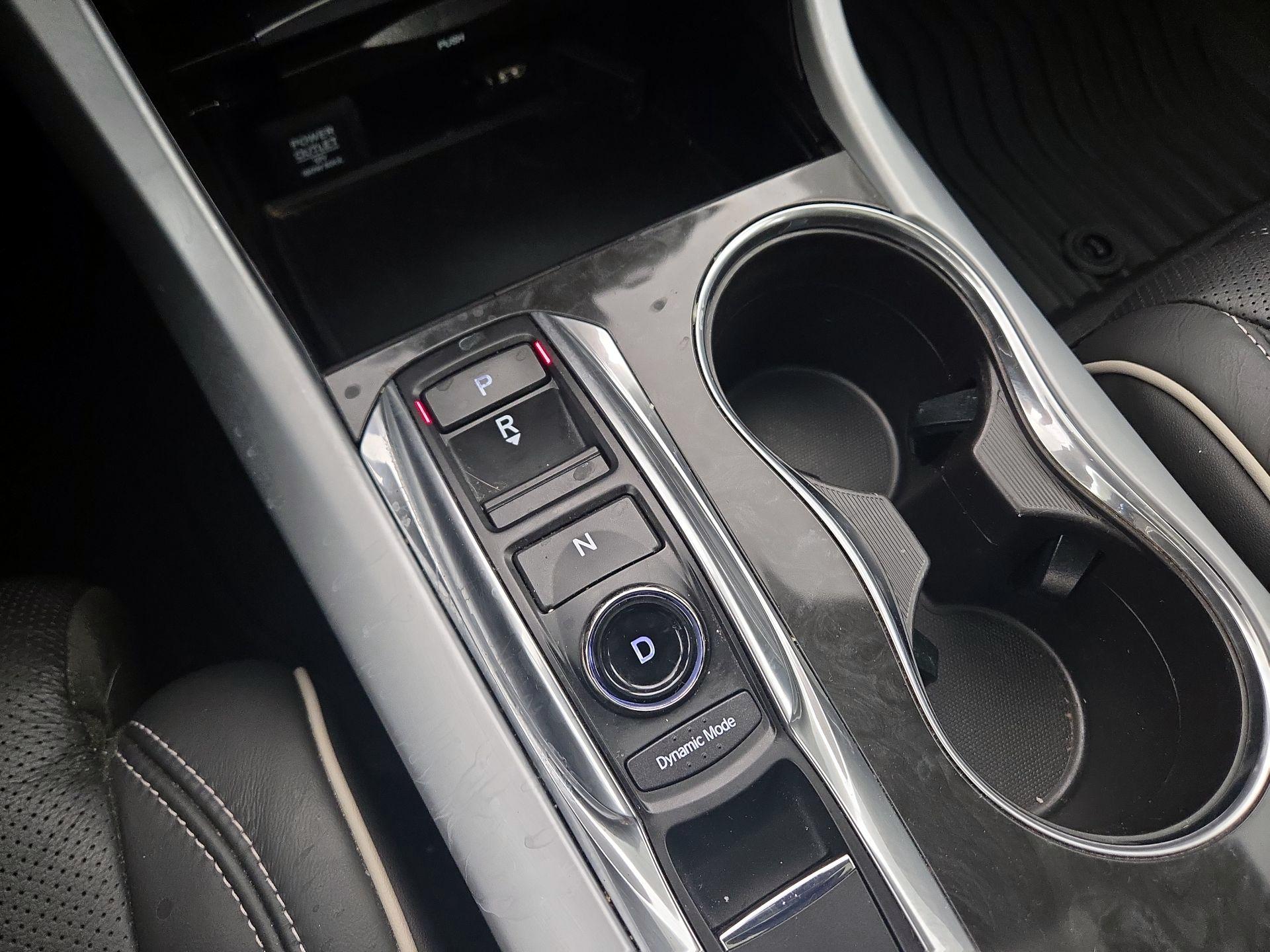 Thumbnail: 2019 Acura TLX - 18