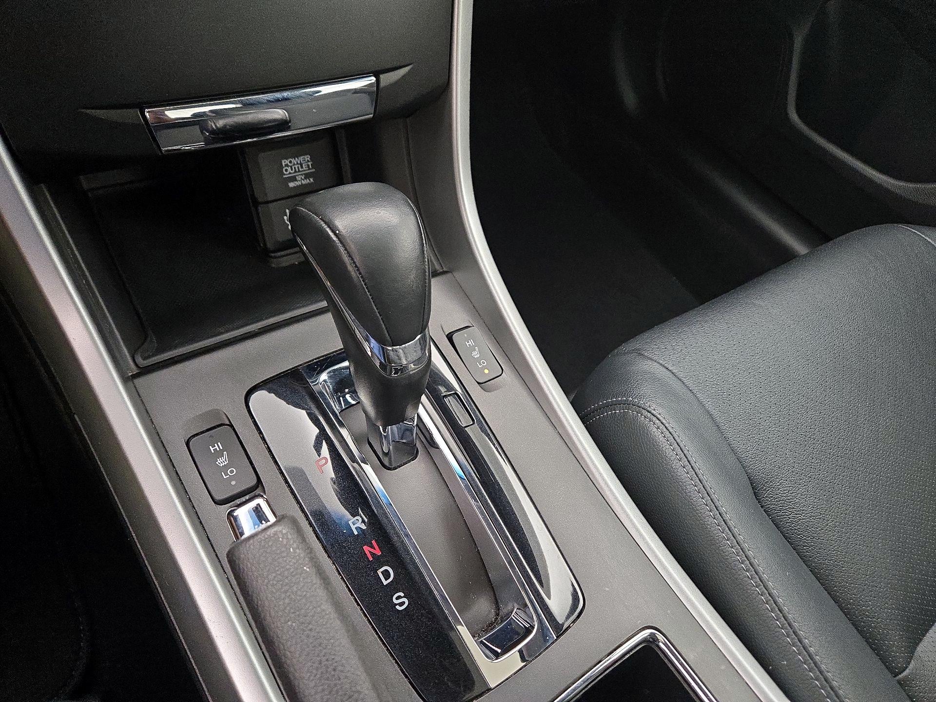 Thumbnail: 2015 Honda Accord - 17