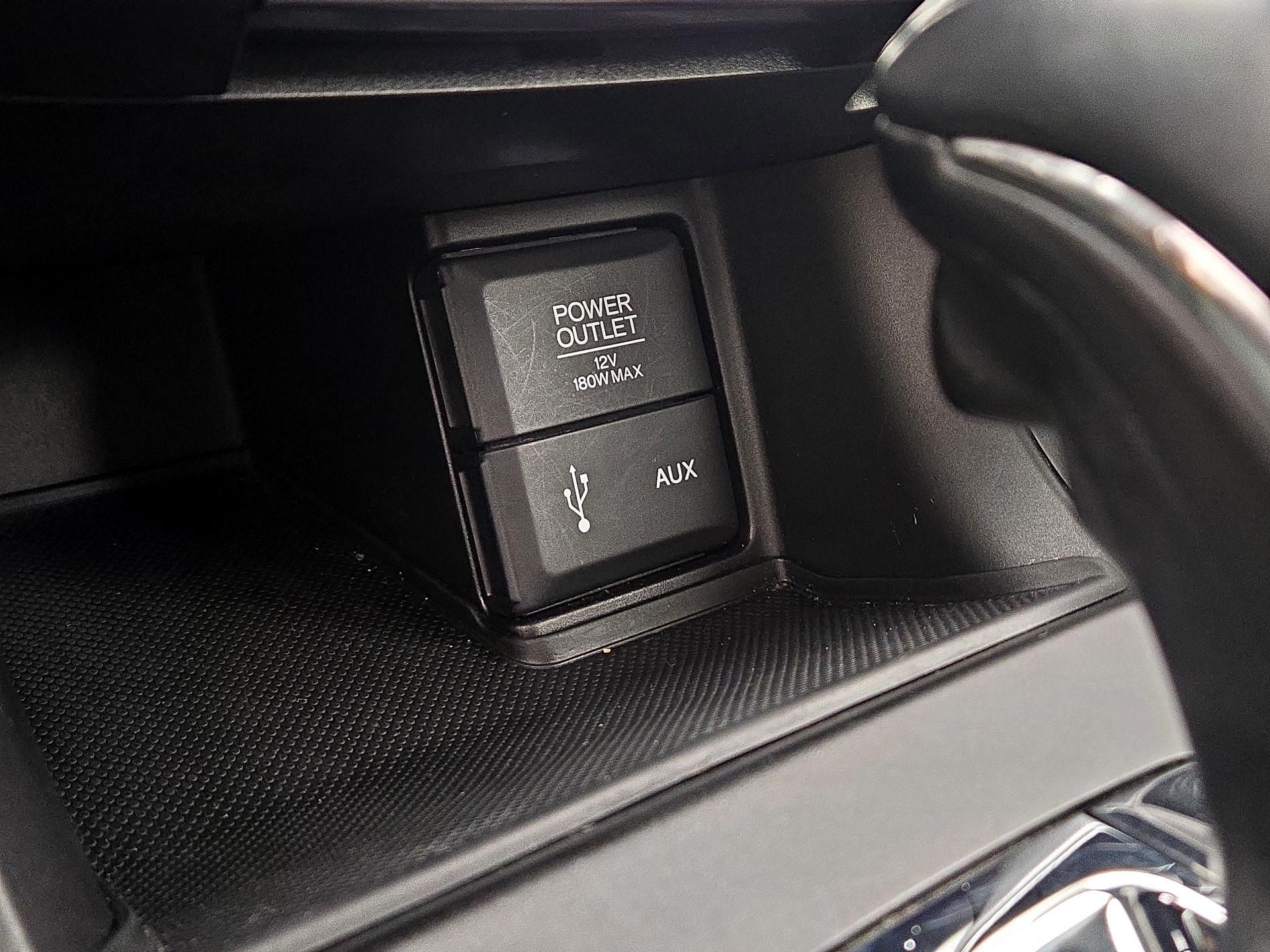 Thumbnail: 2015 Honda Accord - 18