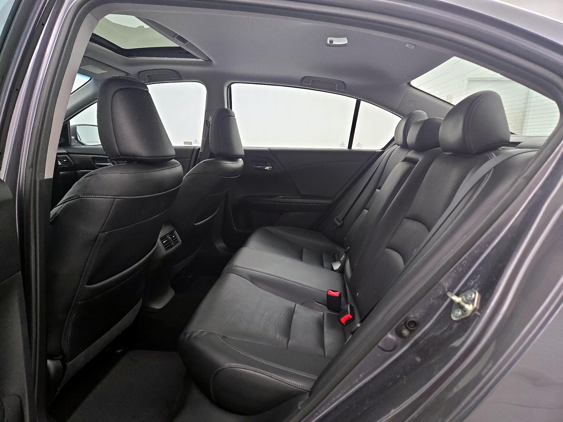 Thumbnail: 2015 Honda Accord - 20