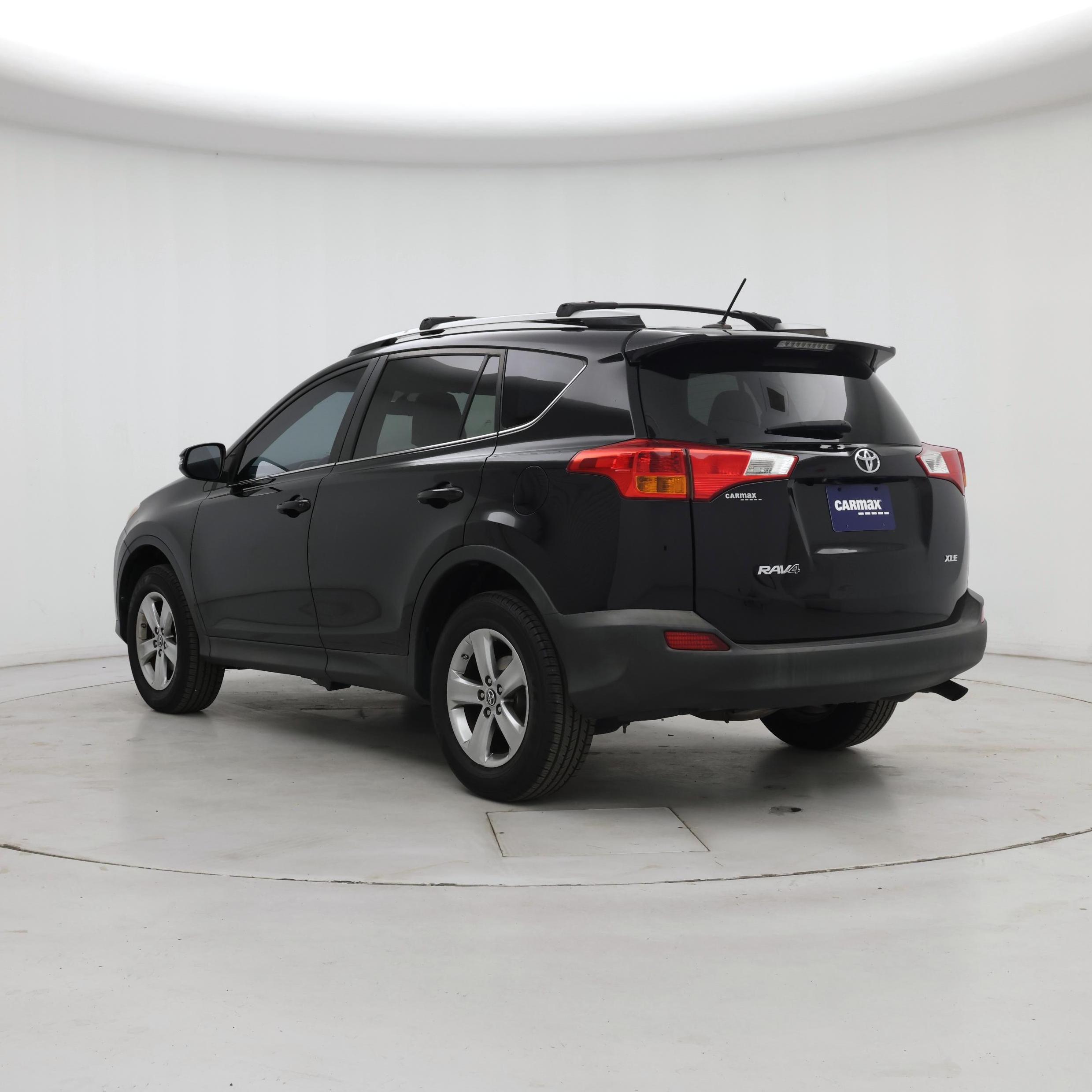 Thumbnail: 2015 Toyota RAV4 - 2