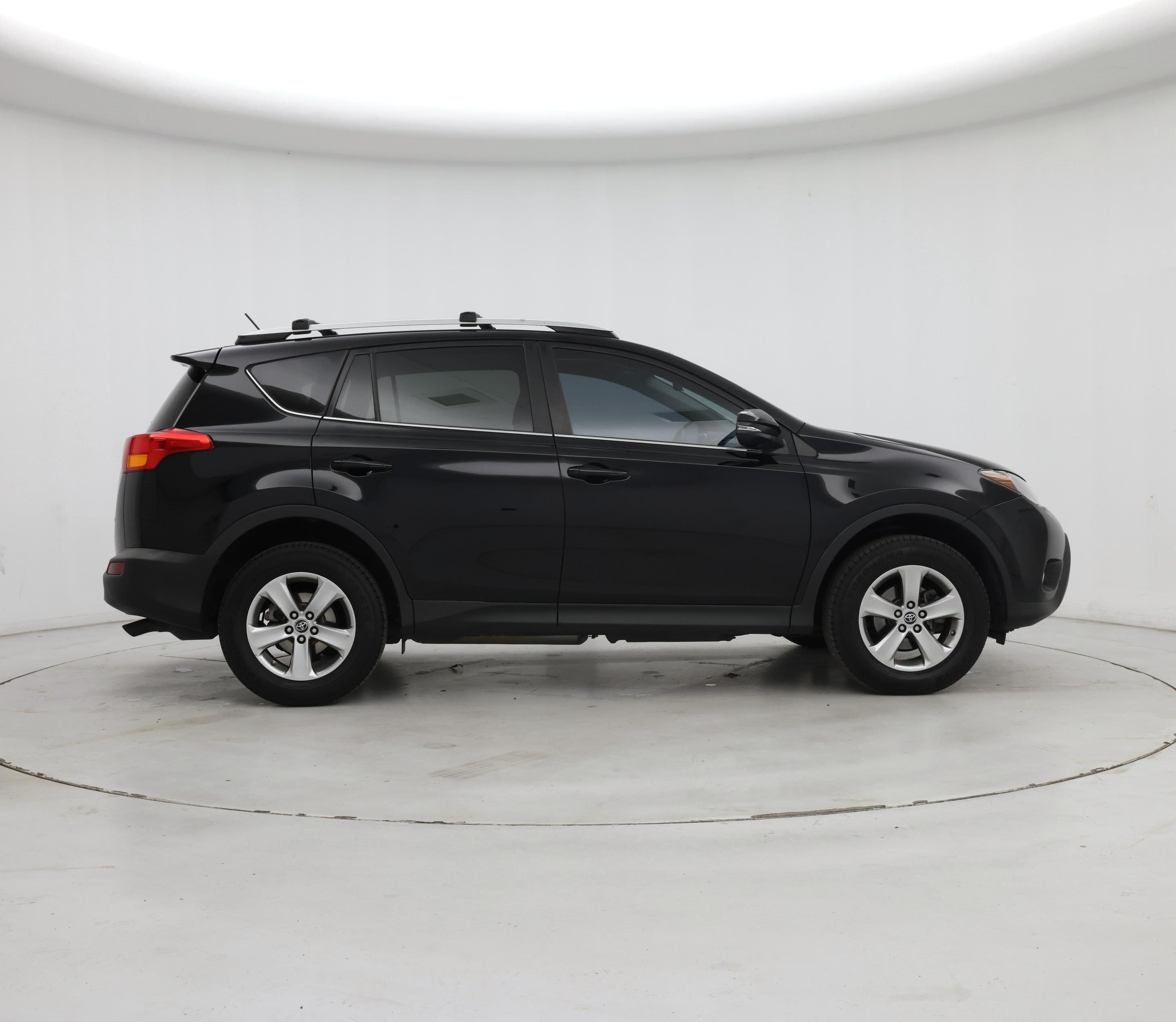 Thumbnail: 2015 Toyota RAV4 - 7