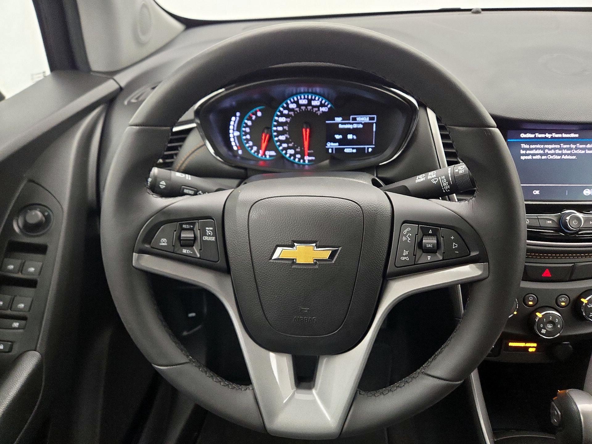 Thumbnail: 2022 Chevrolet Trax - 10