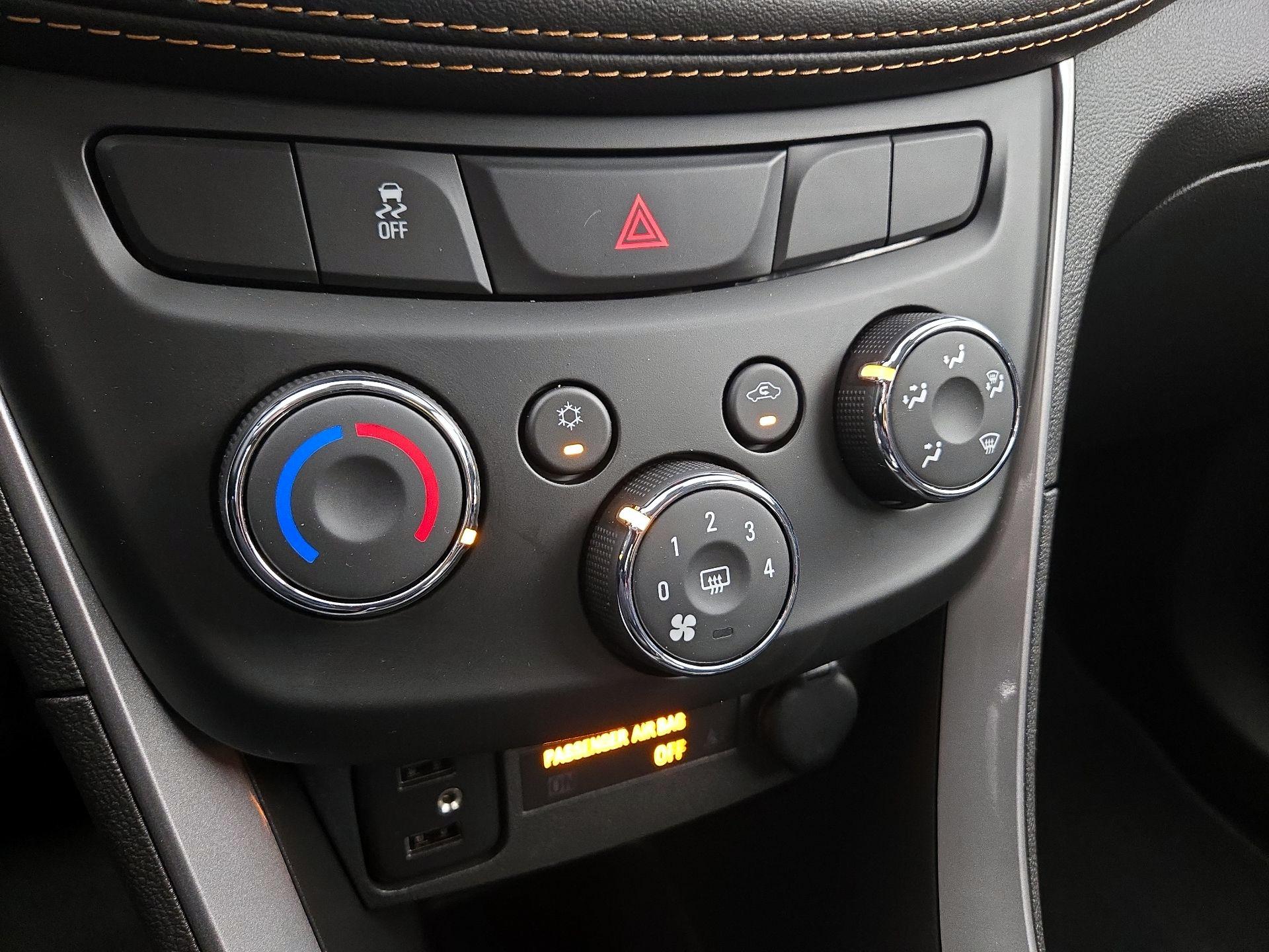 Thumbnail: 2022 Chevrolet Trax - 16