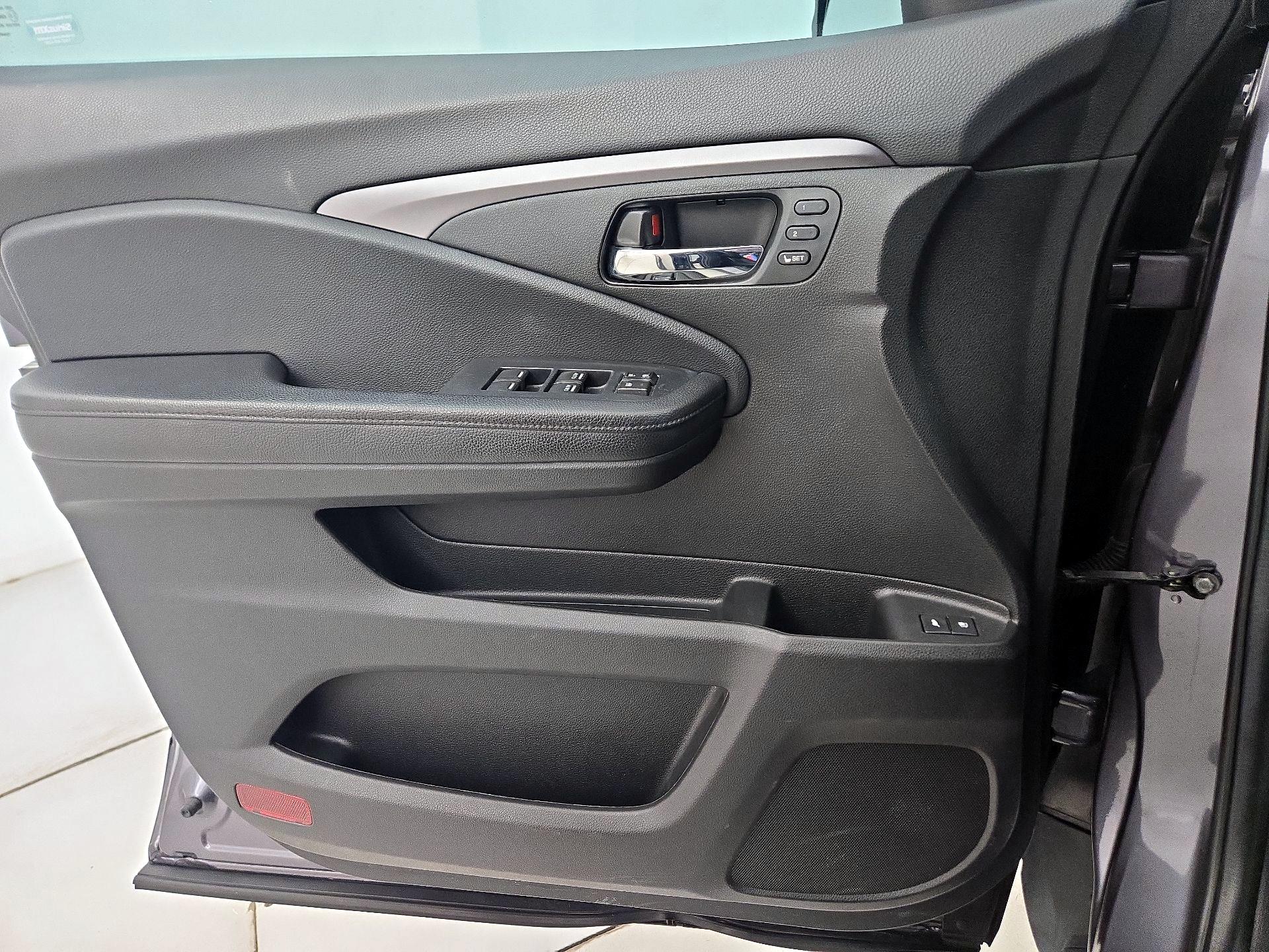 Thumbnail: 2022 Honda Pilot - 12