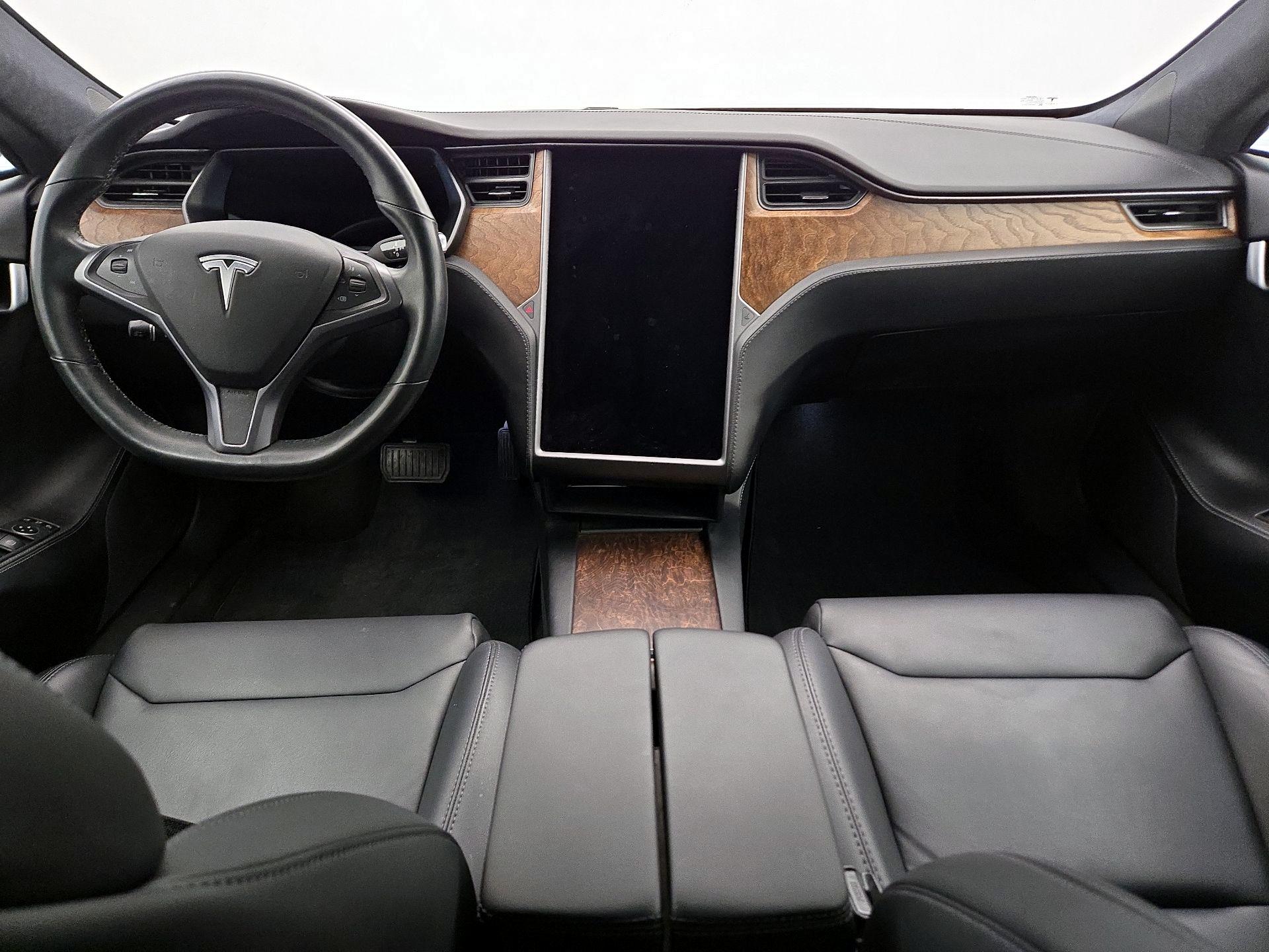 Thumbnail: 2020 Tesla Model S - 9