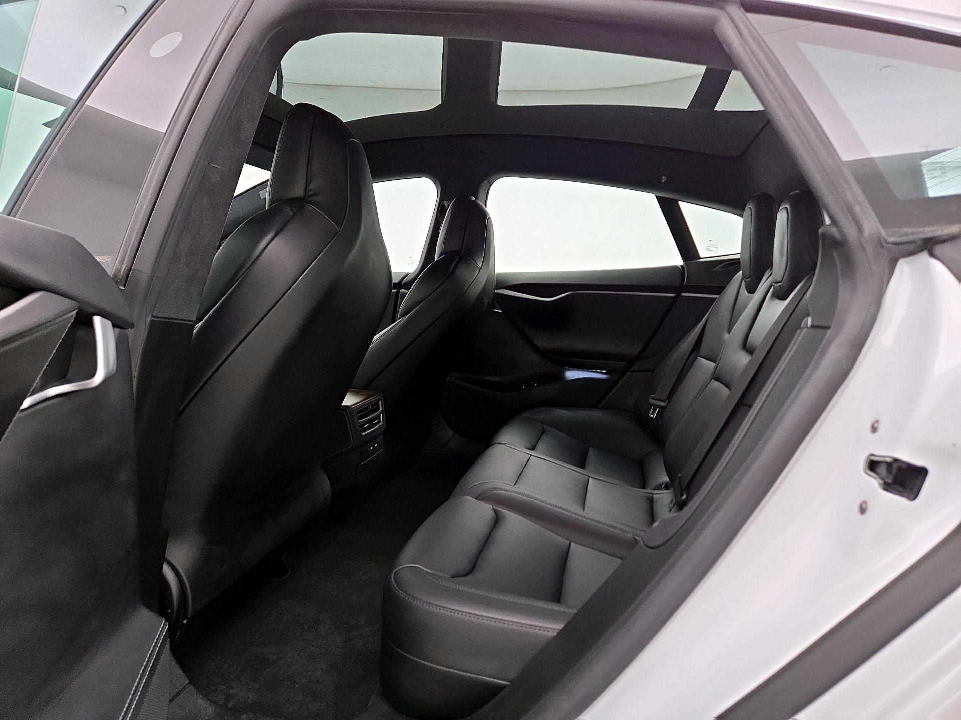 Thumbnail: 2020 Tesla Model S - 20