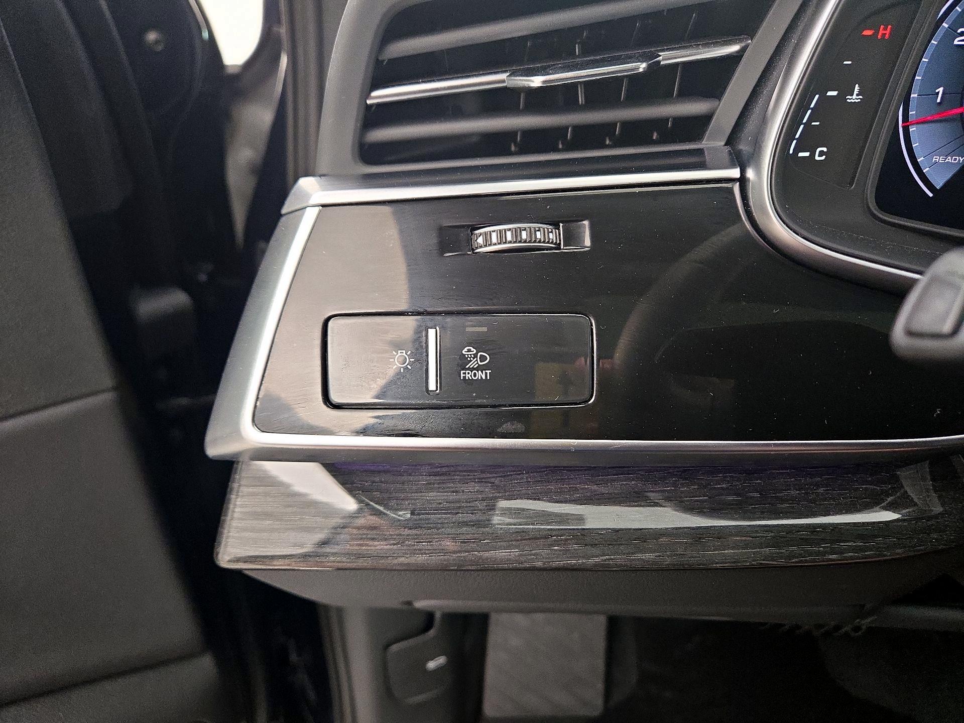 Thumbnail: 2025 Audi Q7 - 13