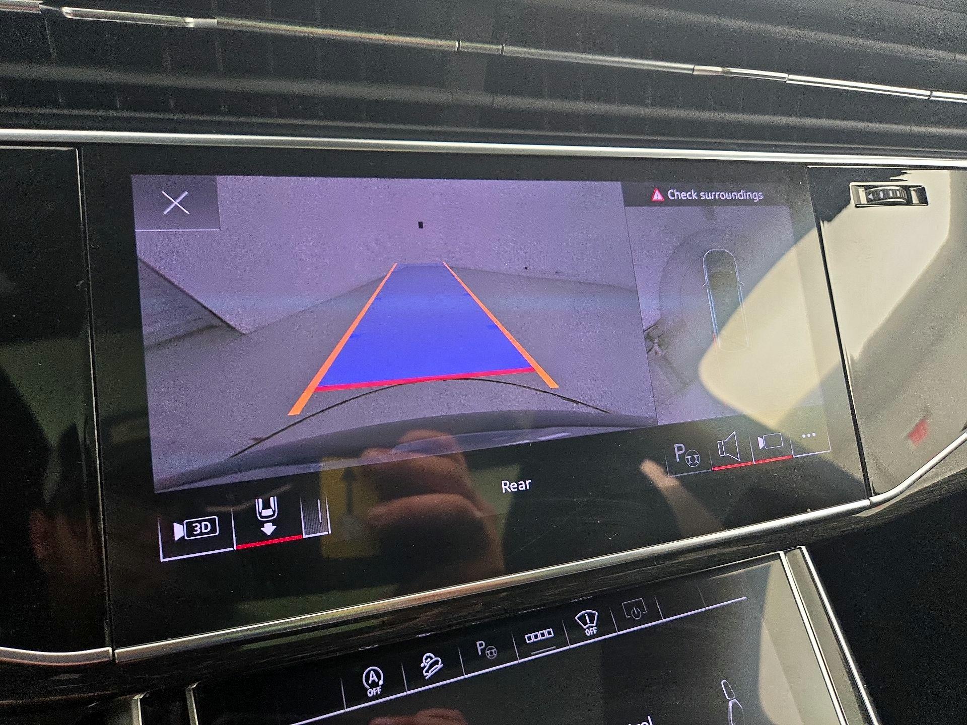 Thumbnail: 2025 Audi Q7 - 15