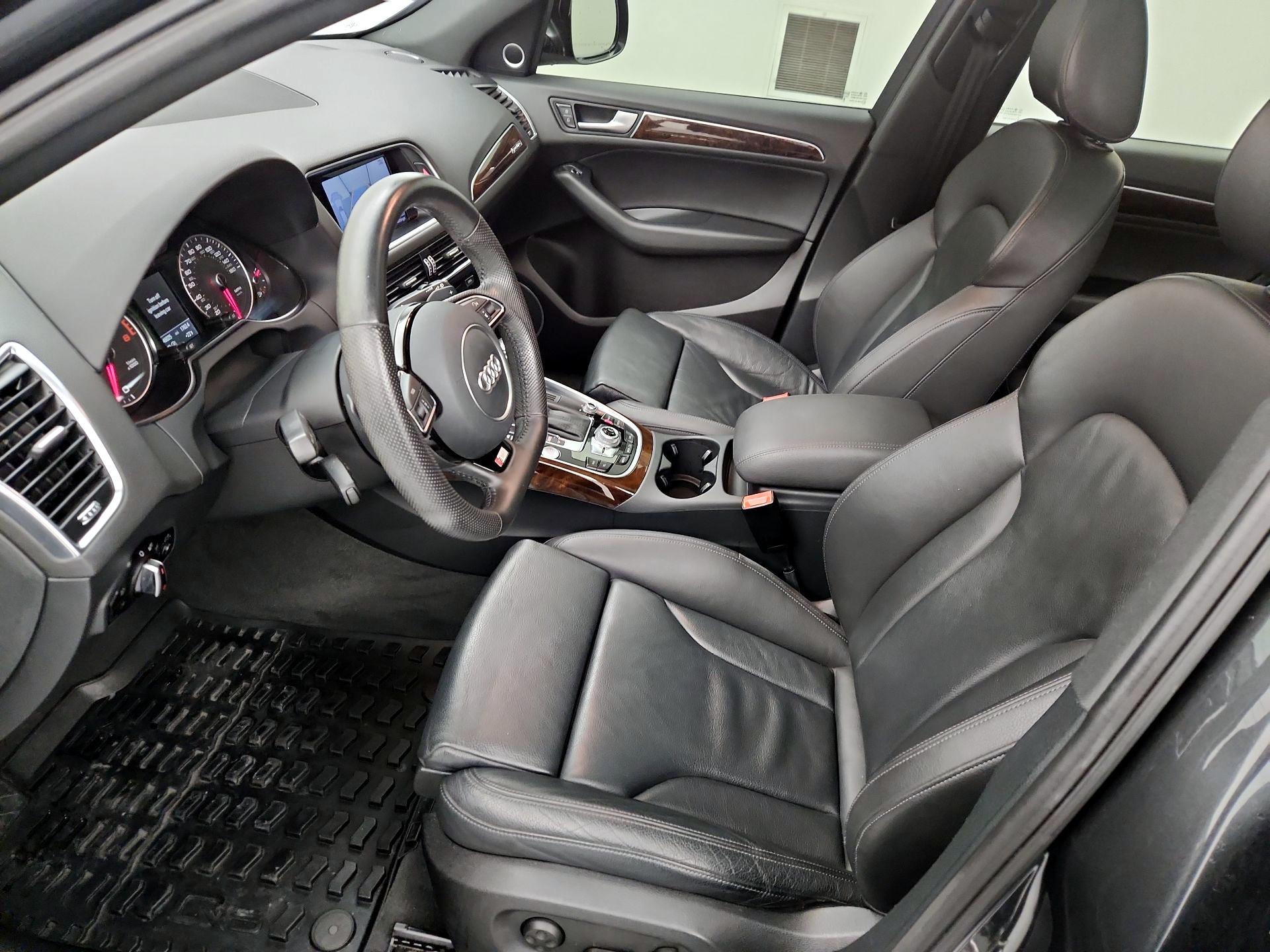 Thumbnail: 2015 Audi Q5 - 11