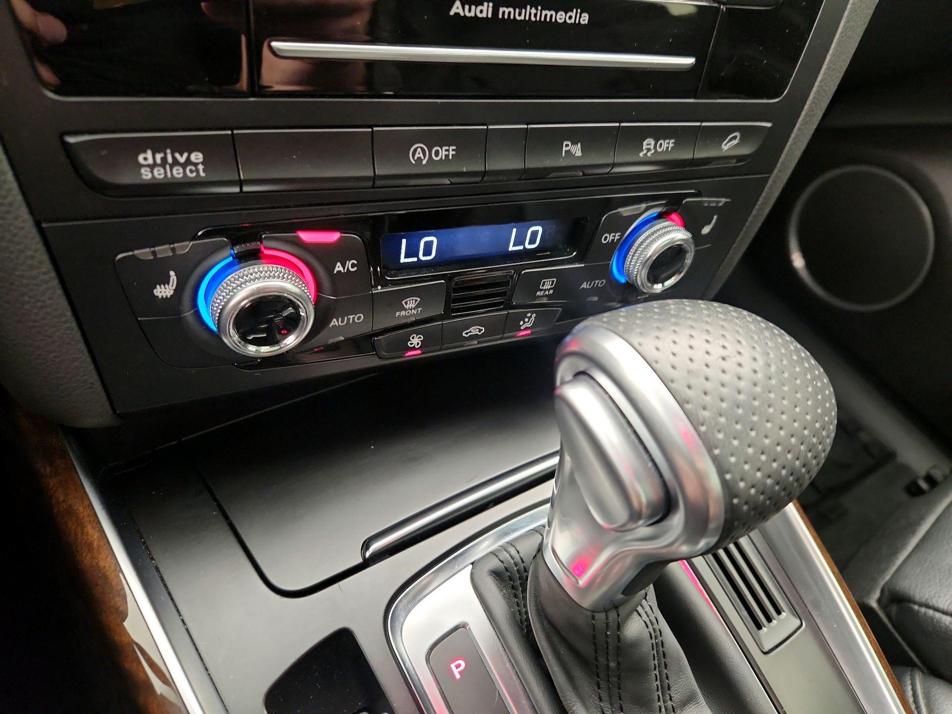 Thumbnail: 2015 Audi Q5 - 16