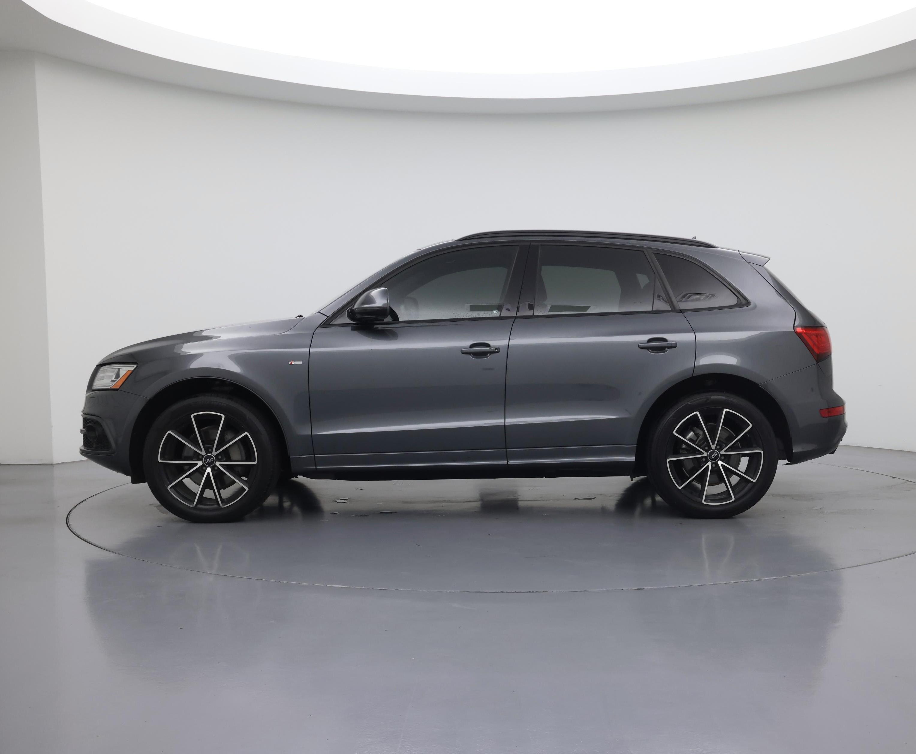 Thumbnail: 2015 Audi Q5 - 3