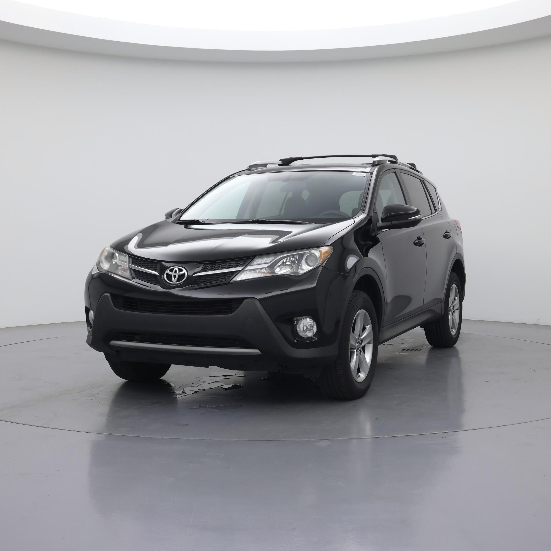Thumbnail: 2015 Toyota RAV4 - 4