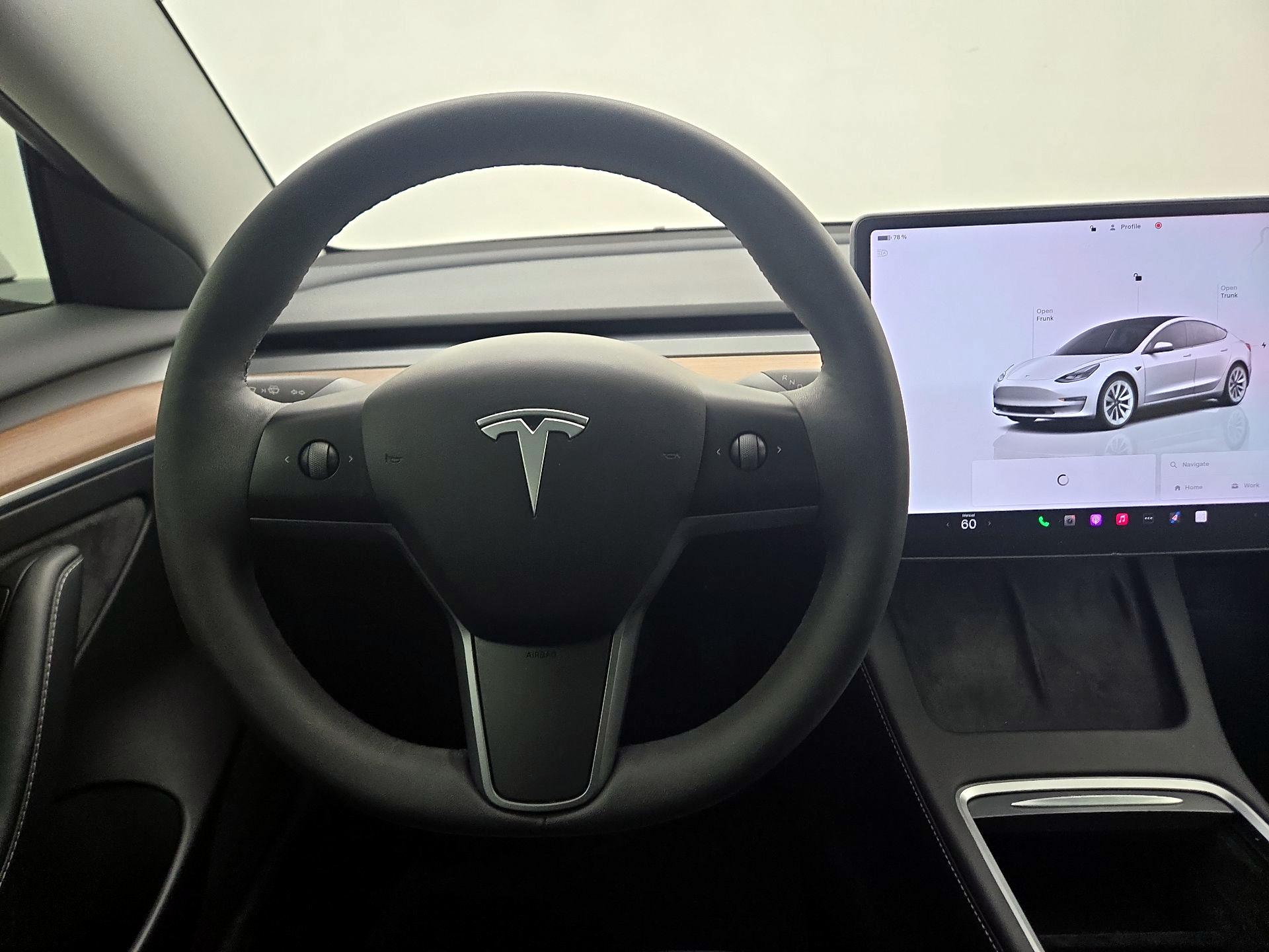 Thumbnail: 2022 Tesla Model 3 - 10